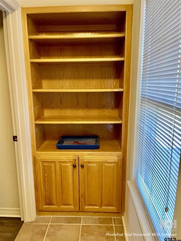 Mineola, Texas, 75771, United States, 3 Bedrooms Bedrooms, ,3 BathroomsBathrooms,Residential,For Sale,2005685