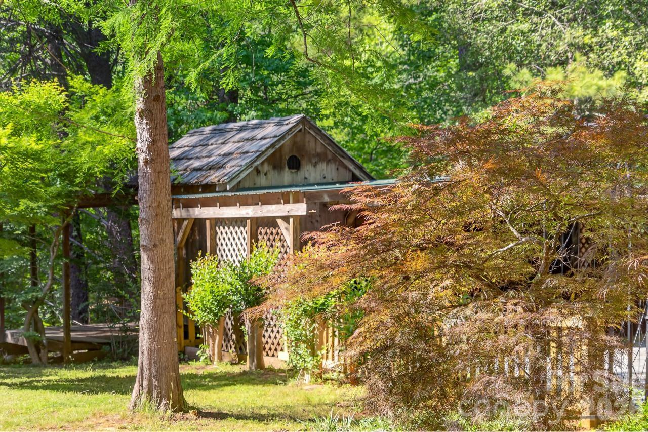 Columbus, North Carolina, 28722, United States, 2 Bedrooms Bedrooms, ,2 BathroomsBathrooms,Residential,For Sale,2044748