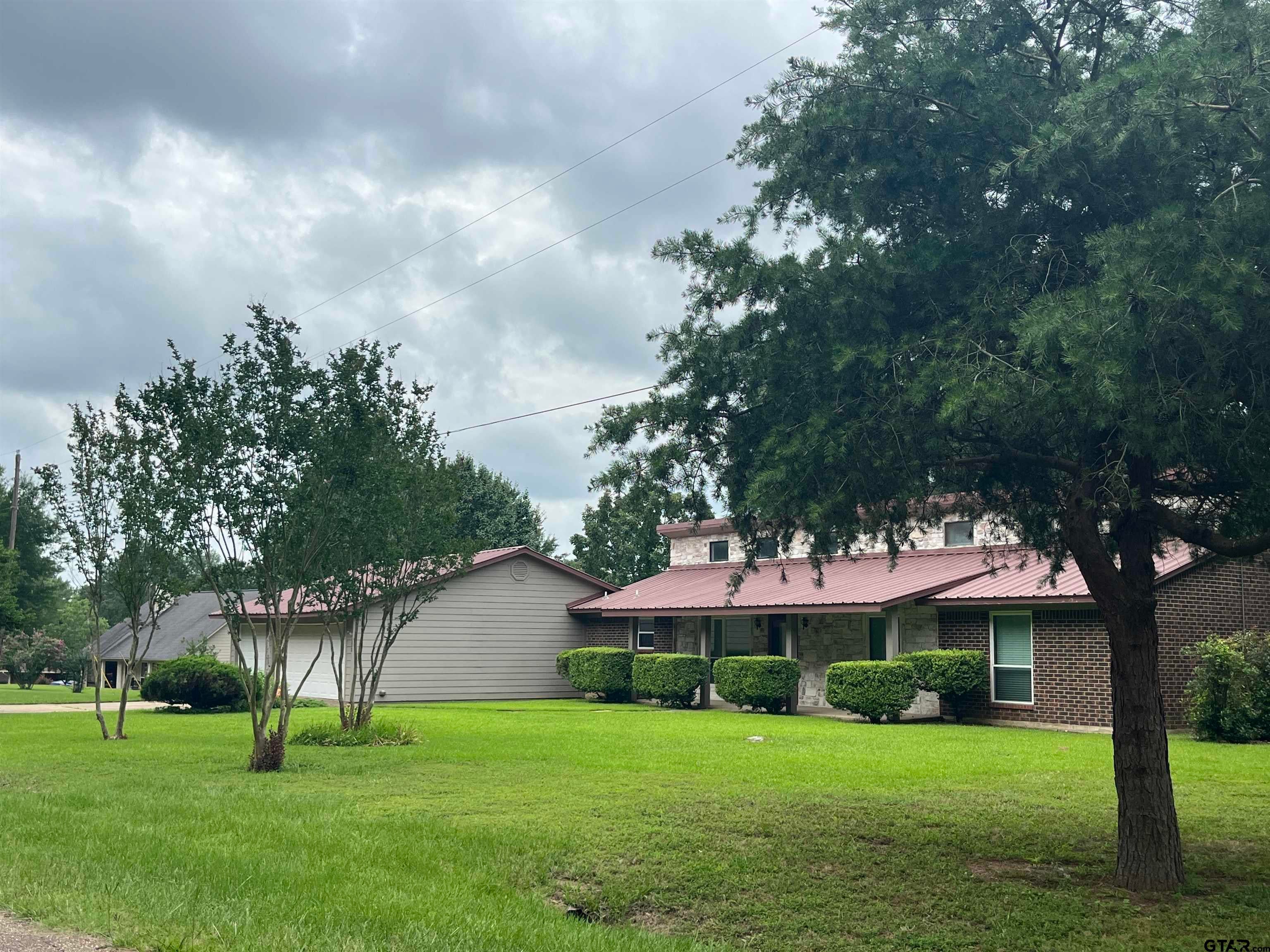 Pittsburg, Texas, 75686, United States, 3 Bedrooms Bedrooms, ,2 BathroomsBathrooms,Residential,For Sale,1848749