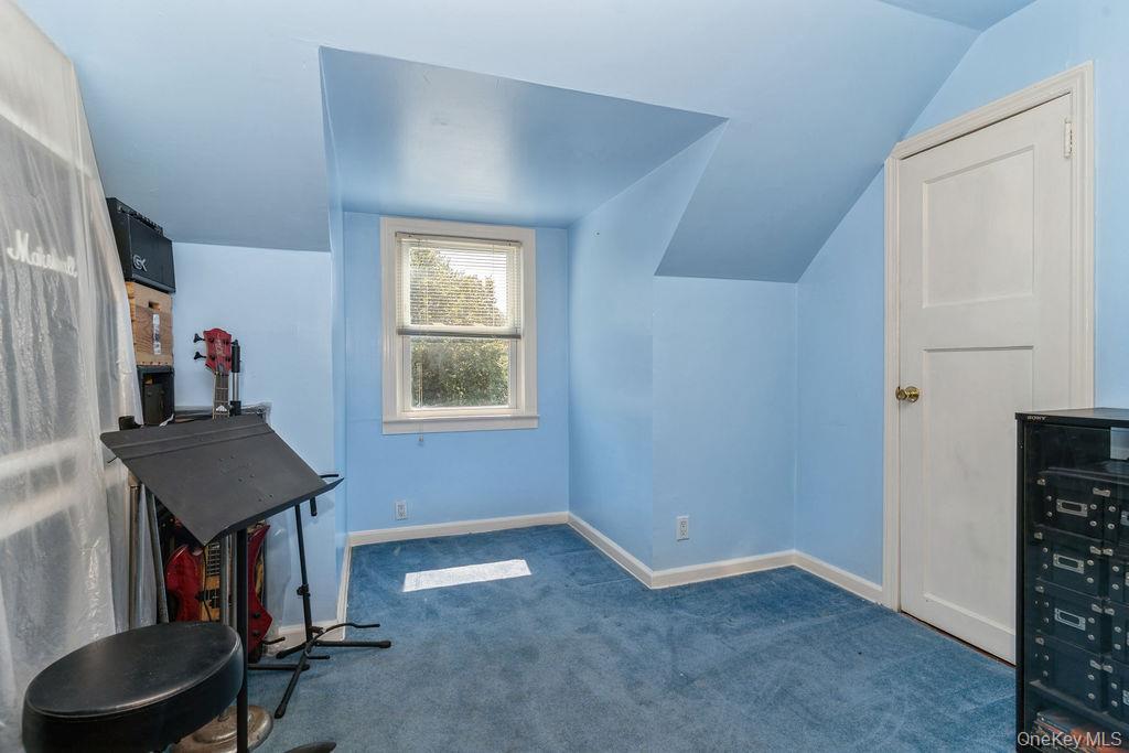 Elmont, New York, 11003, United States, 4 Bedrooms Bedrooms, ,1 BathroomBathrooms,Residential,For Sale,1938597