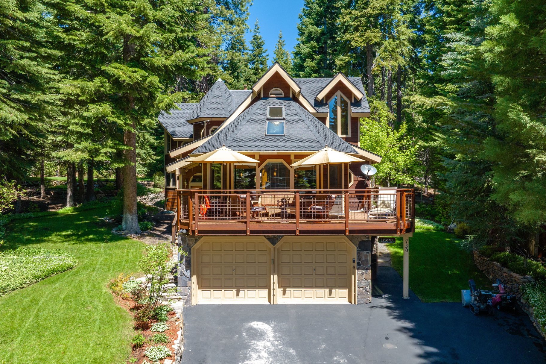  Carnelian Bay home backing to forest service and with an additional vacant lot - 物件實景