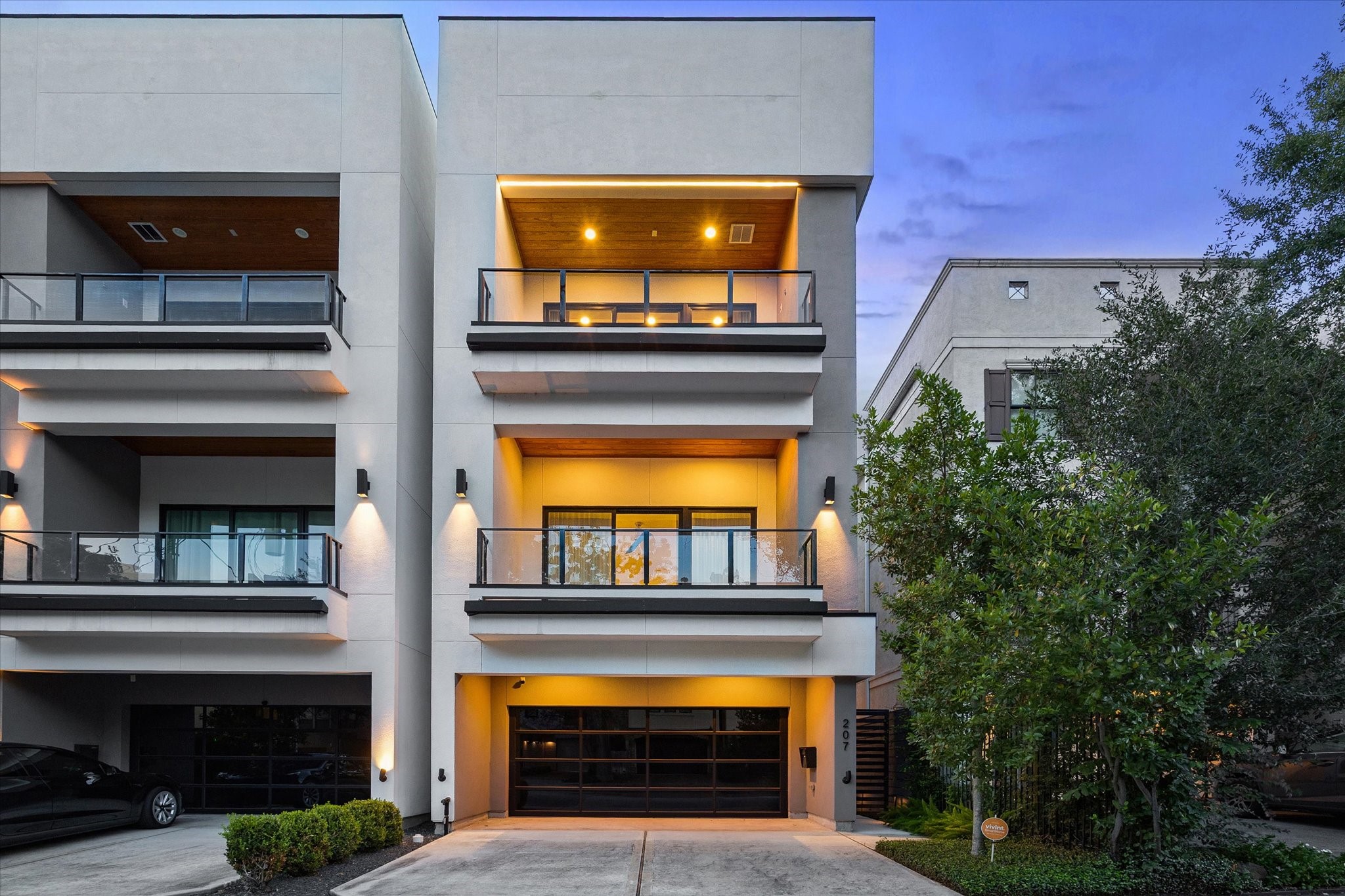  207 Birdsall Street - 物件實景