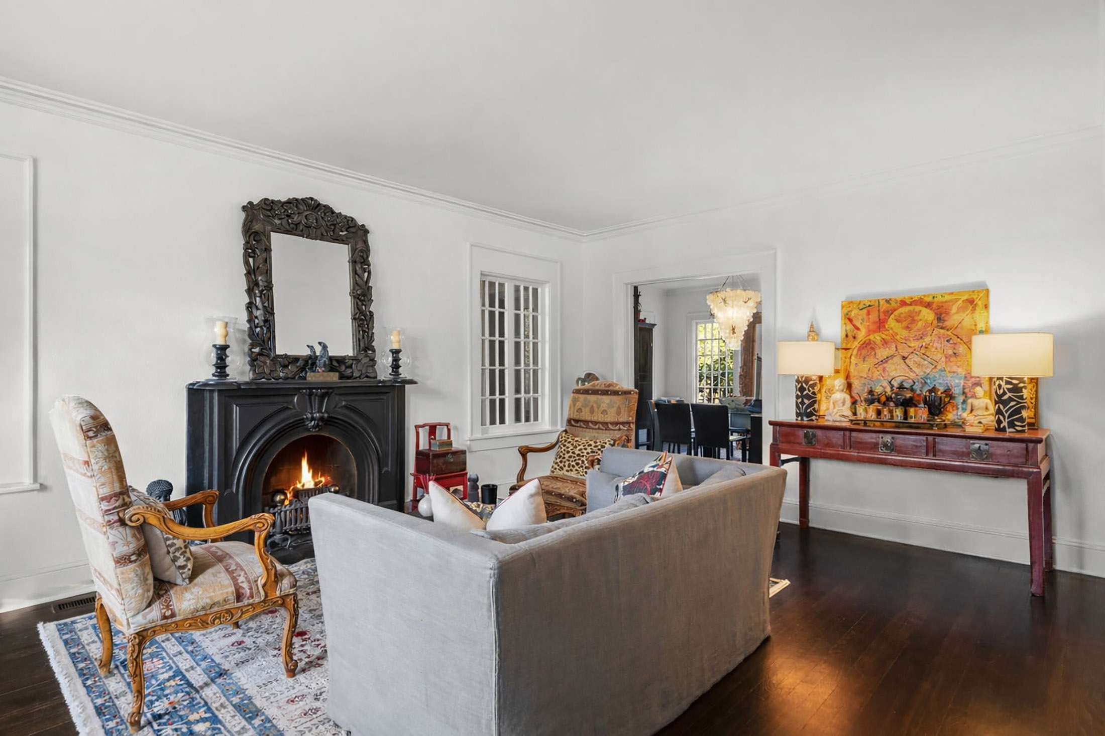  Timeless Ardmore Park Home Blends Classic Charm with Custom Renovations - 物件實景