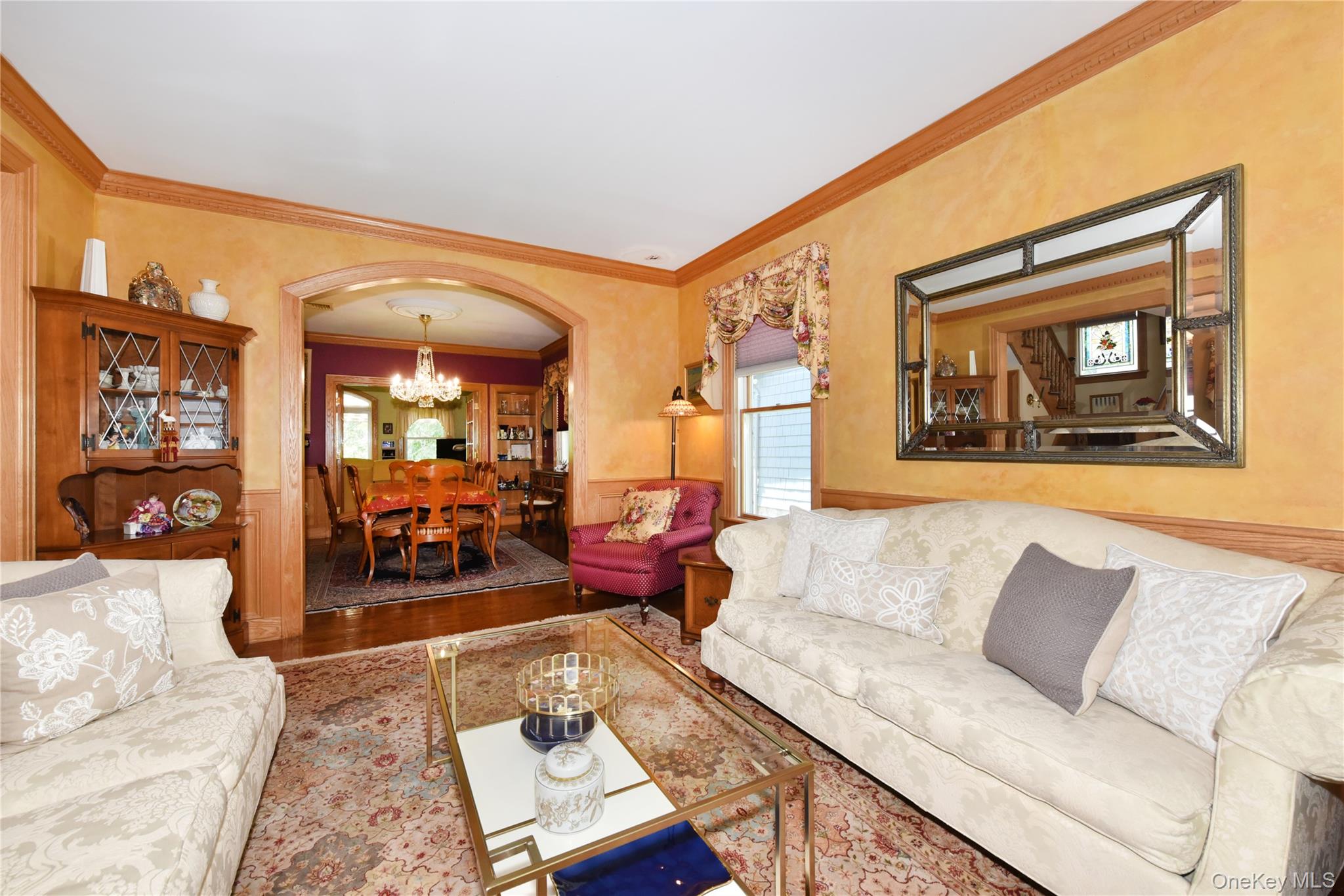  328 38th Road, Douglaston, NY, 11363 - 物件實景