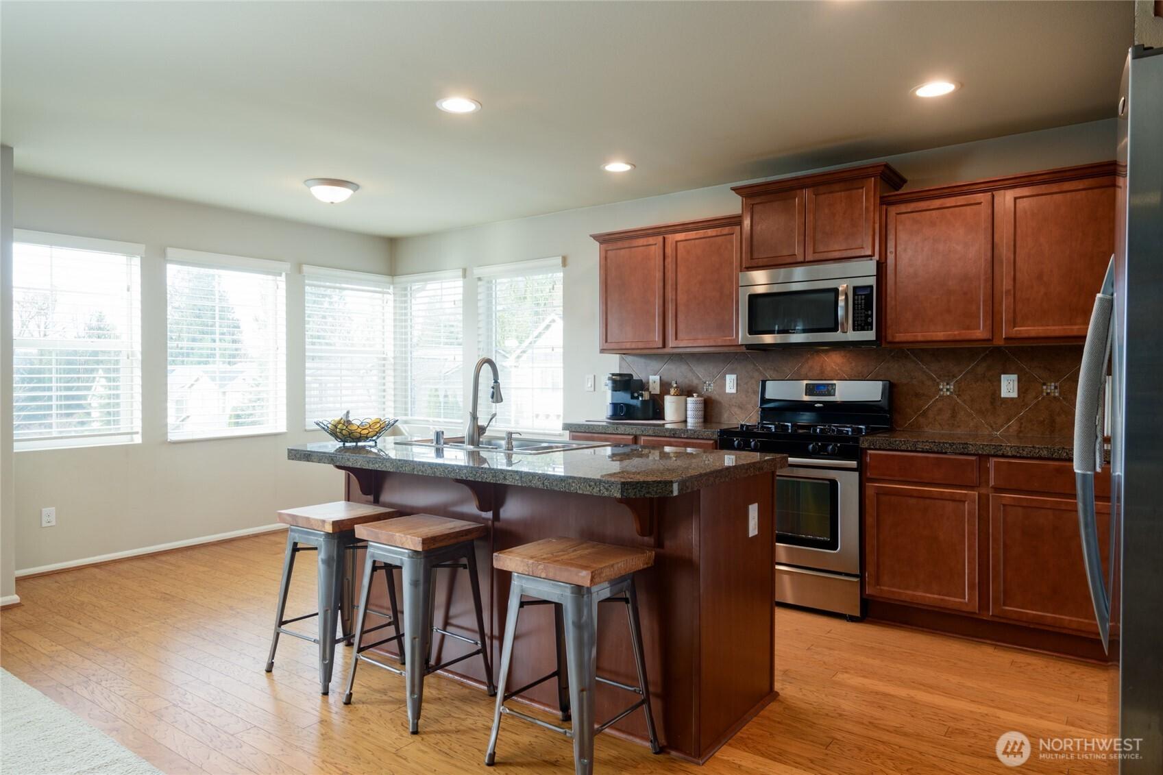 DUVALL, Washington, 98019, United States, 3 Bedrooms Bedrooms, ,3 BathroomsBathrooms,Residential,For Sale,1885631