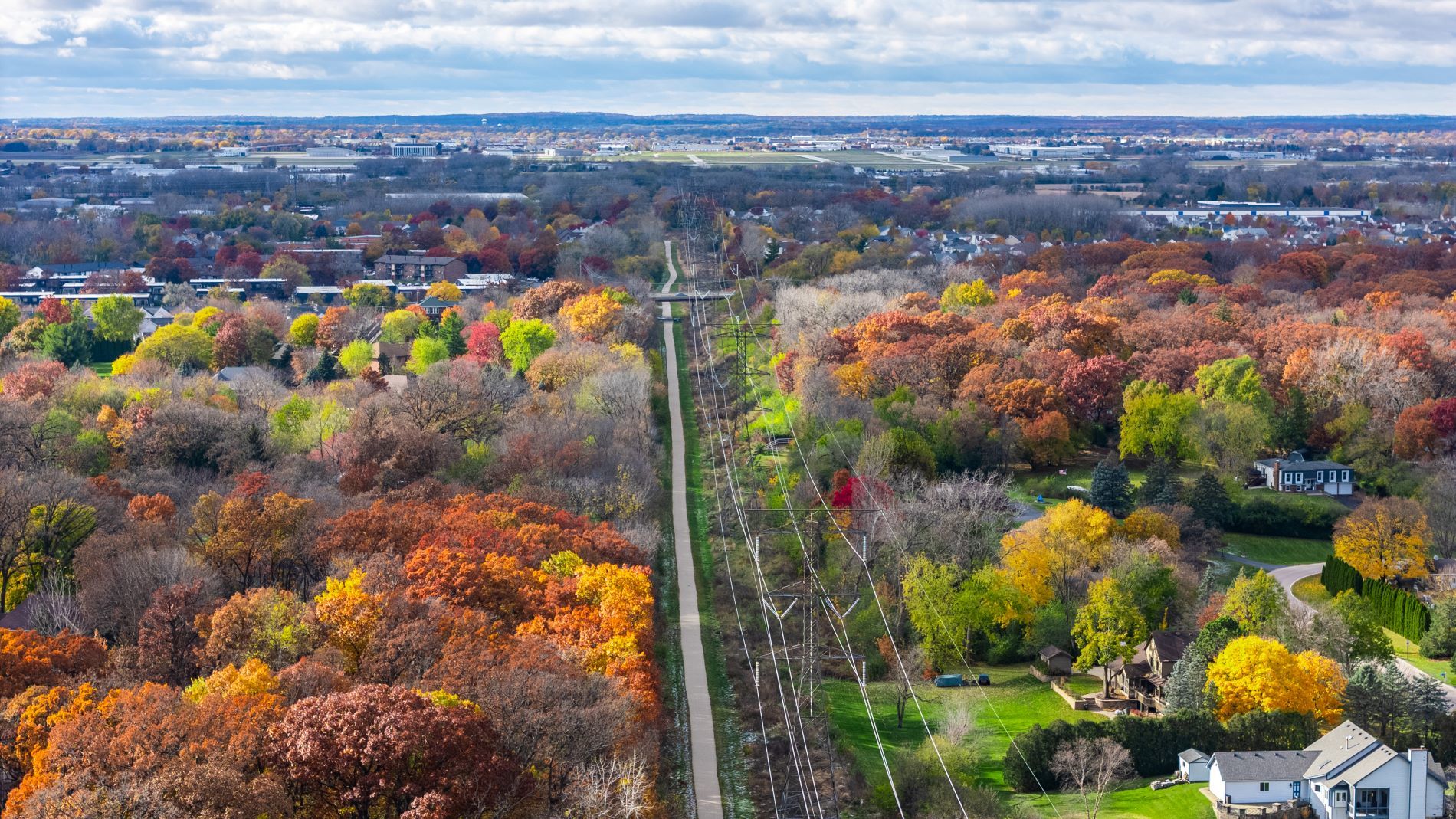 West Chicago, Illinois, 60185, United States, 4 Bedrooms Bedrooms, ,4 BathroomsBathrooms,Residential,For Sale,1991101