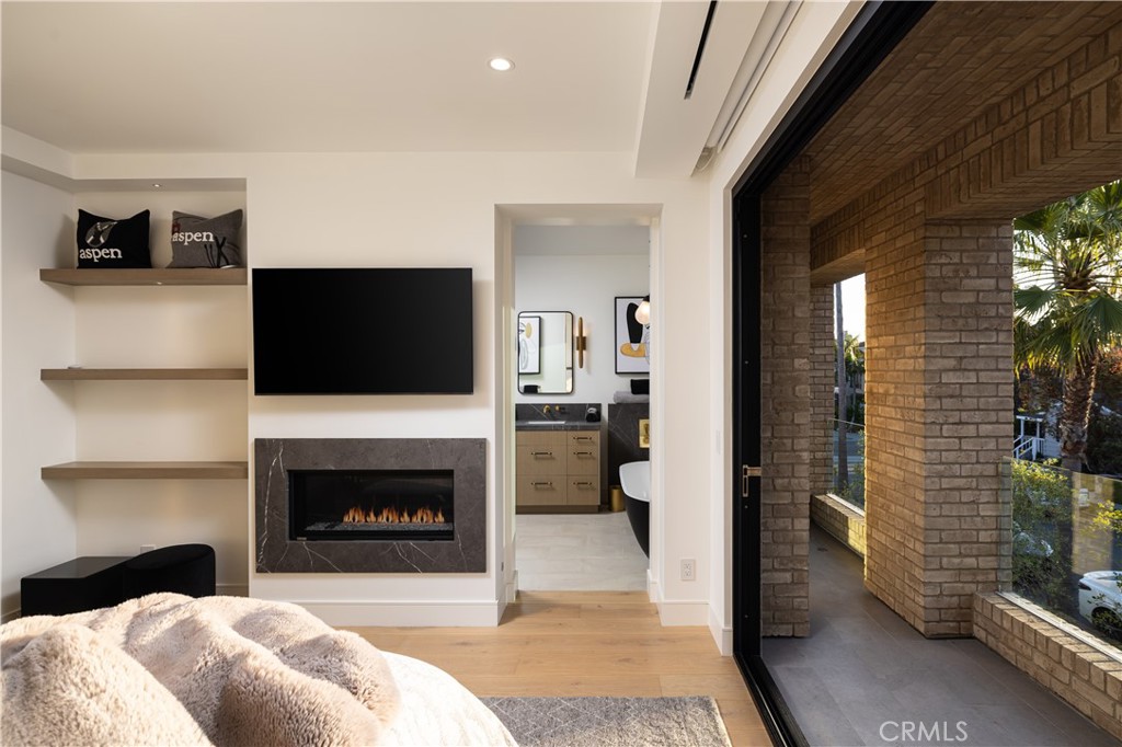 Corona del Mar, California, 92625, United States, 3 Bedrooms Bedrooms, ,4 BathroomsBathrooms,Residential,For Sale,1837053