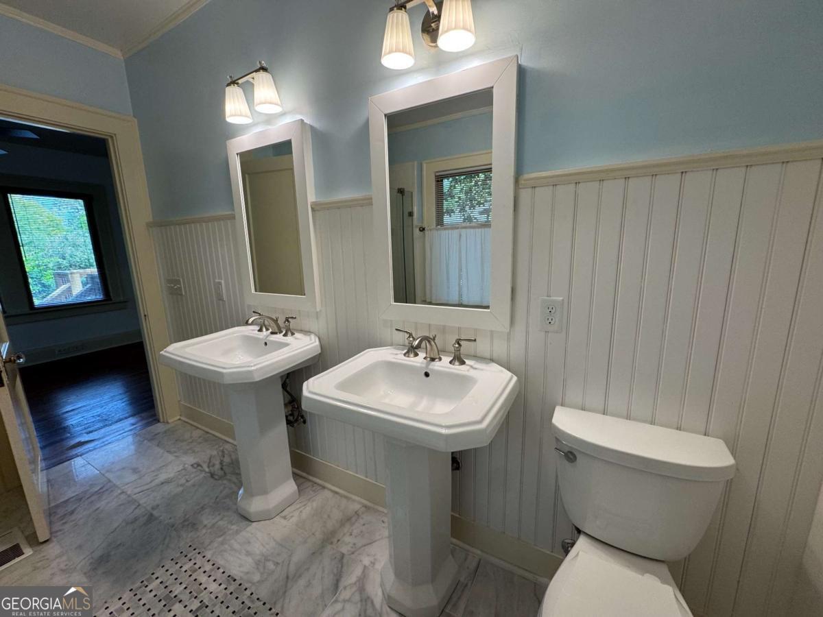 Athens, Georgia, 30606, United States, 4 Bedrooms Bedrooms, ,4 BathroomsBathrooms,Residential,For Sale,1806220