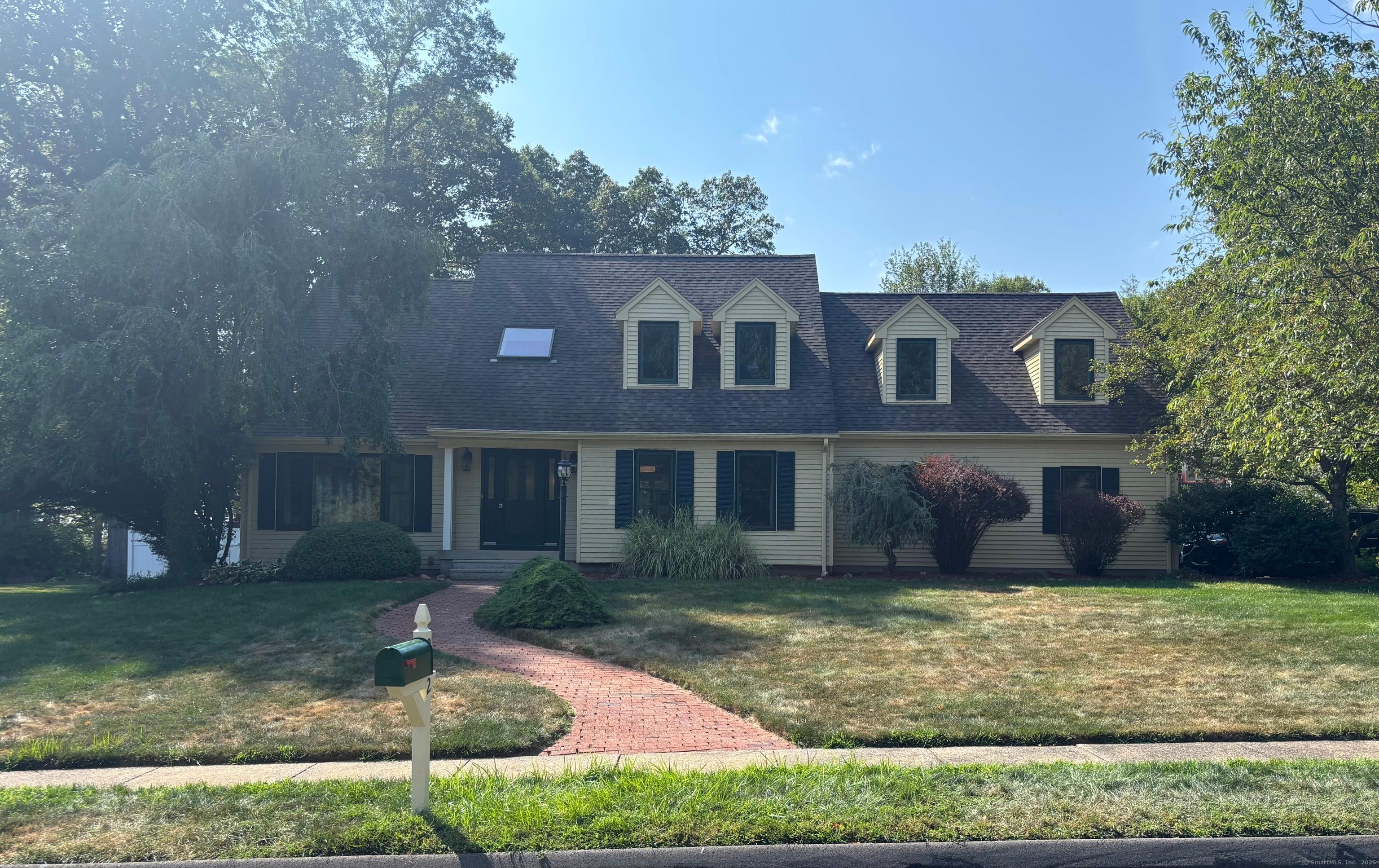 Southington, Connecticut, 06489, United States, 3 Bedrooms Bedrooms, ,3 BathroomsBathrooms,Residential,For Sale,1915202