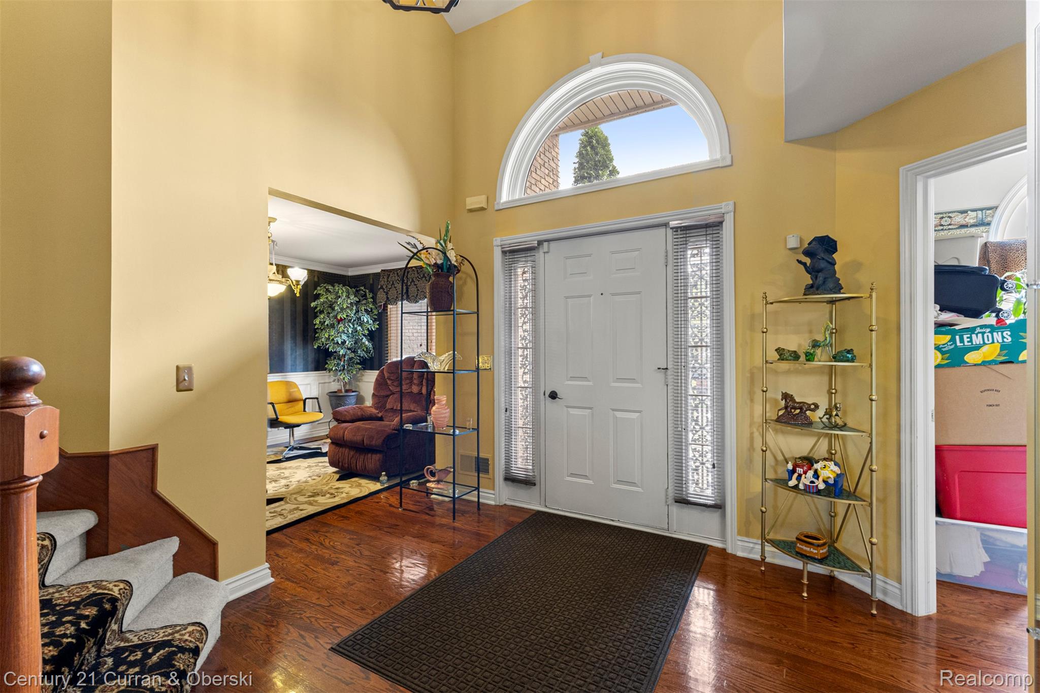 Clinton Charter Township, Michigan, 48038, United States, 4 Bedrooms Bedrooms, ,4 BathroomsBathrooms,Residential,For Sale,1979436