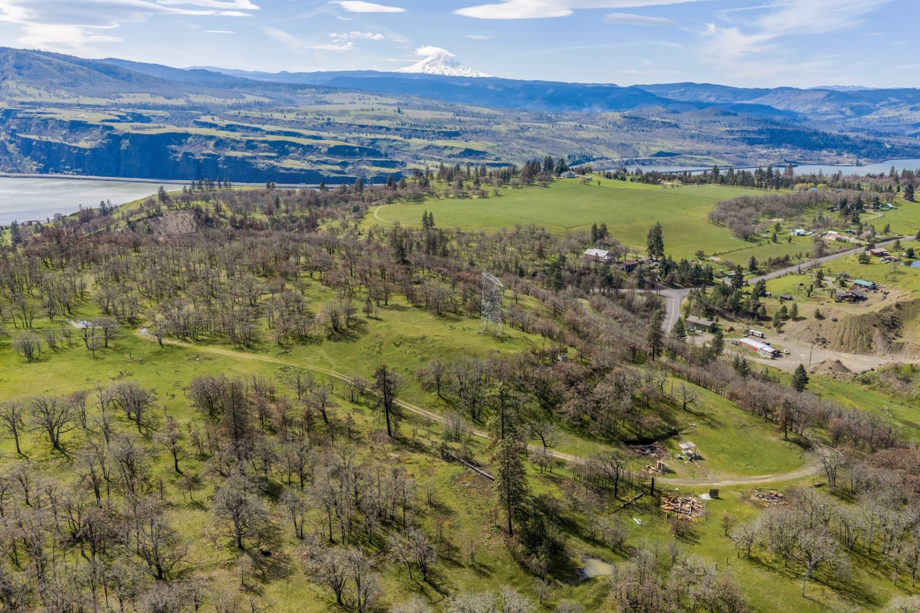  10 CANYON RD Lyle, WA 98635 - 物件實景