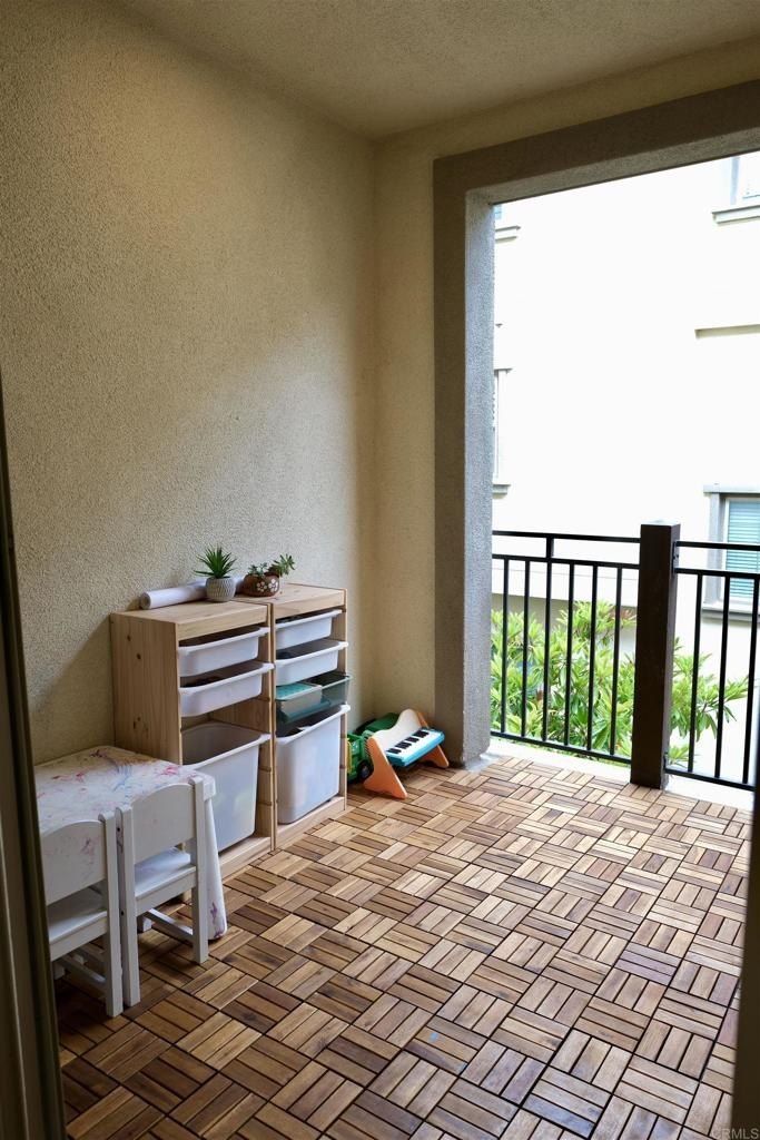 San Marcos, California, 92078, United States, 2 Bedrooms Bedrooms, ,3 BathroomsBathrooms,Residential,For Sale,1940143
