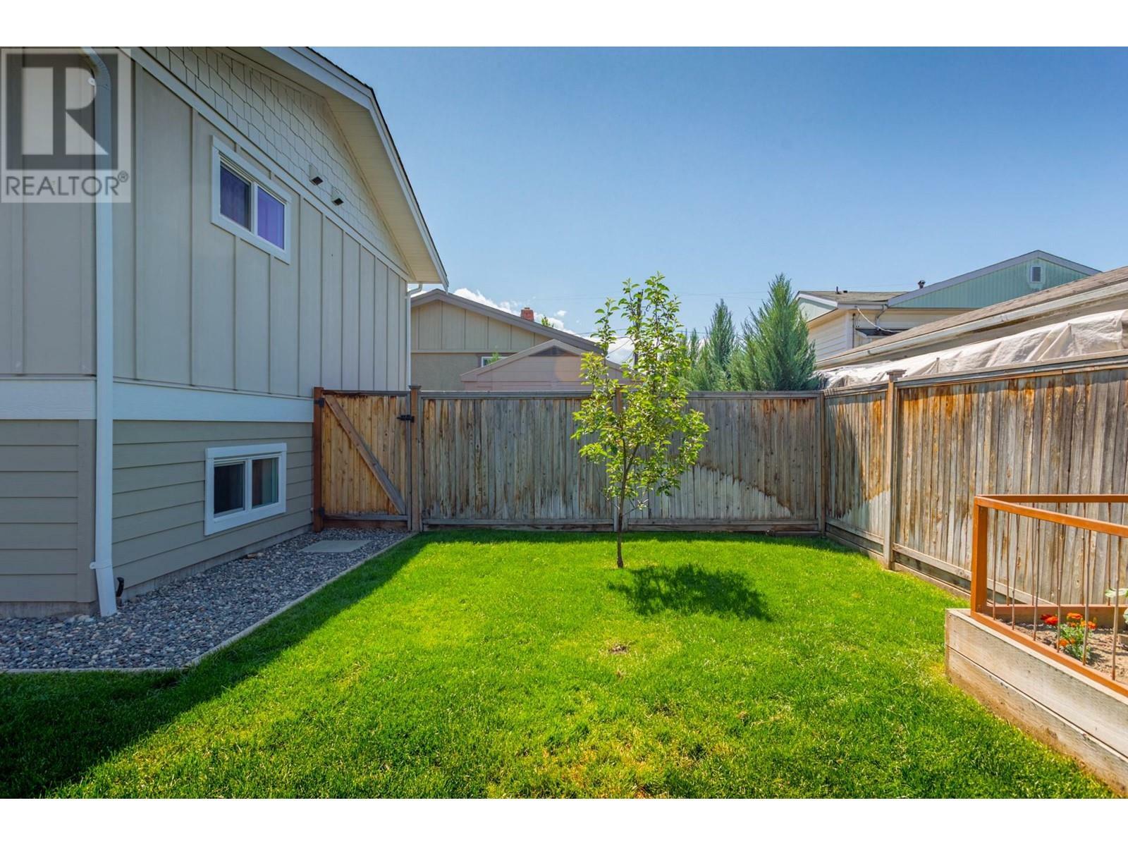 KELOWNA, British Columbia, V1X 2H2, CA, 3 Bedrooms Bedrooms, ,3 BathroomsBathrooms,Residential,For Sale,1839234
