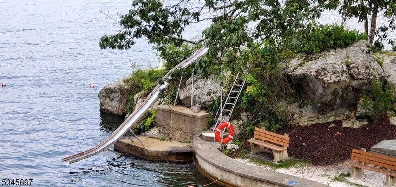 Hopatcong, New Jersey, 07821, United States, 3 Bedrooms Bedrooms, ,3 BathroomsBathrooms,Residential,For Sale,1812761