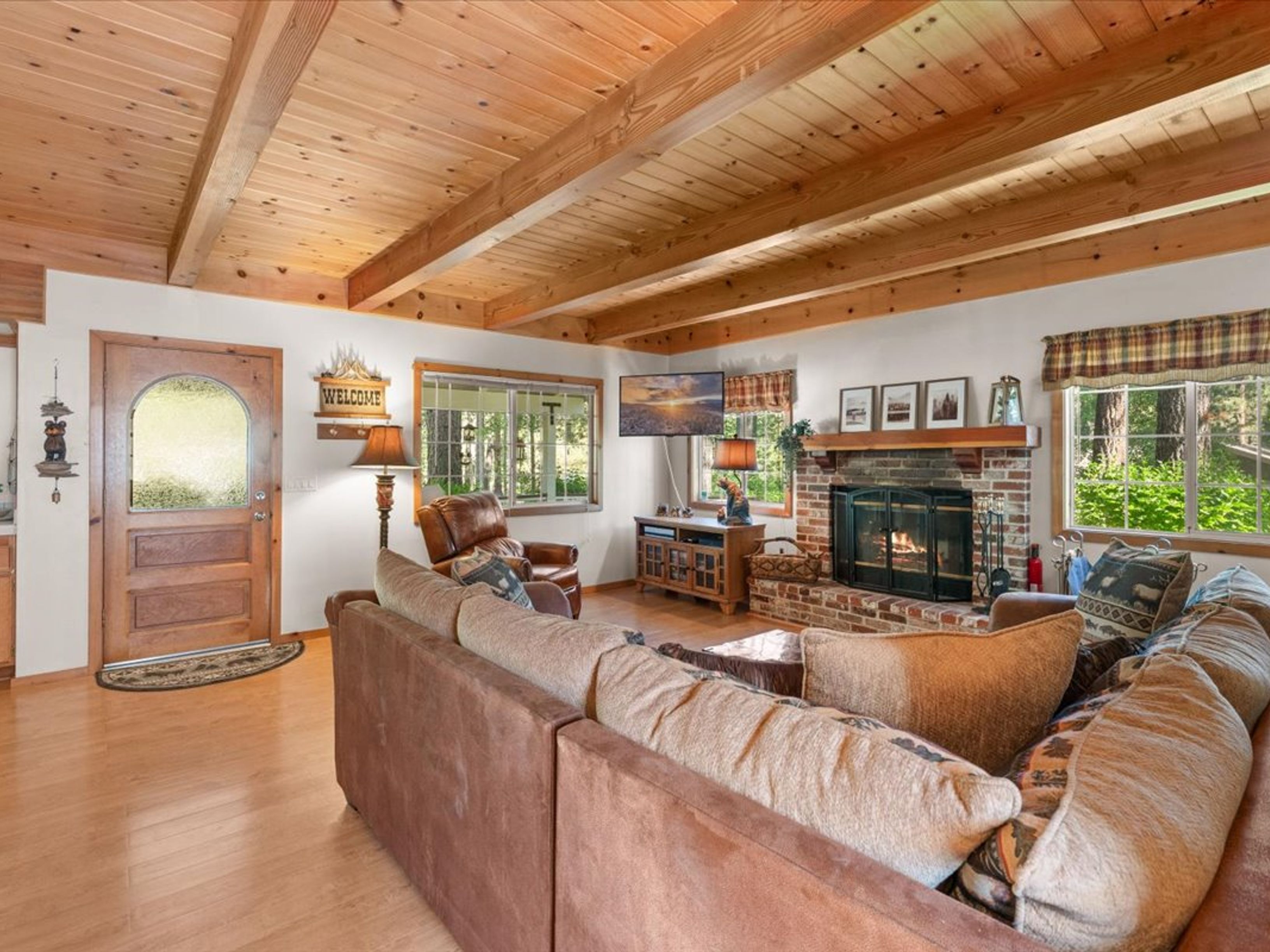  416 Pineview Drive, Big Bear, CA 92314 - 物件實景