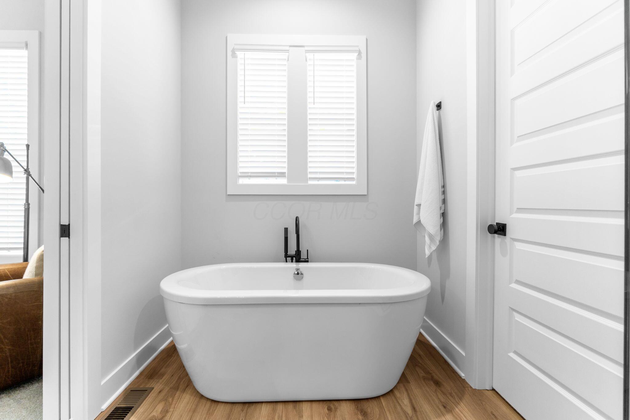 Lewis Center, Ohio, 43035, United States, 2 Bedrooms Bedrooms, ,2 BathroomsBathrooms,Residential,For Sale,2003347