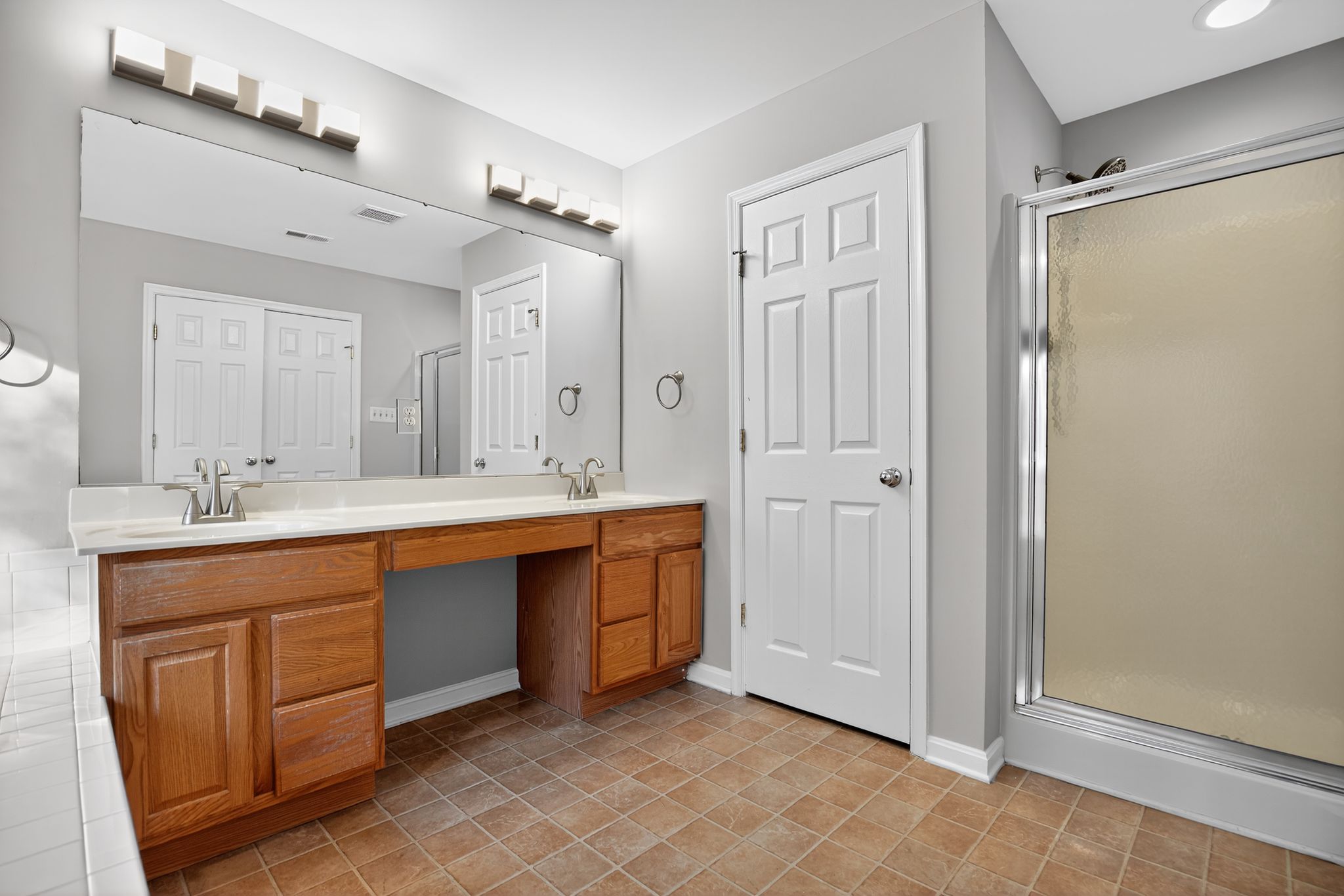 Lexington Park, Maryland, 20653, United States, 5 Bedrooms Bedrooms, ,4 BathroomsBathrooms,Residential,For Sale,1991726