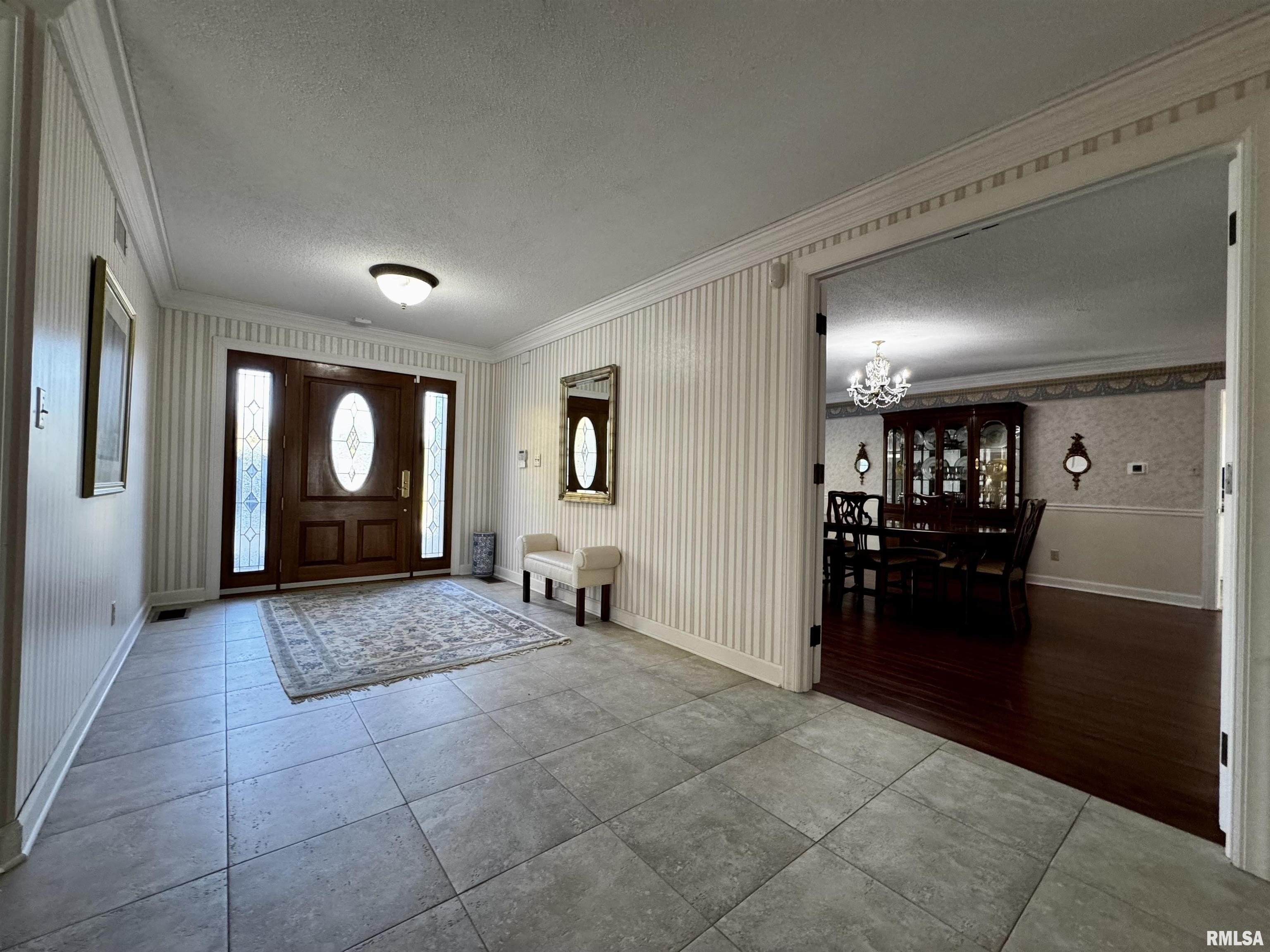 Macomb, Illinois, 61455, United States, 4 Bedrooms Bedrooms, ,6 BathroomsBathrooms,Residential,For Sale,1976758