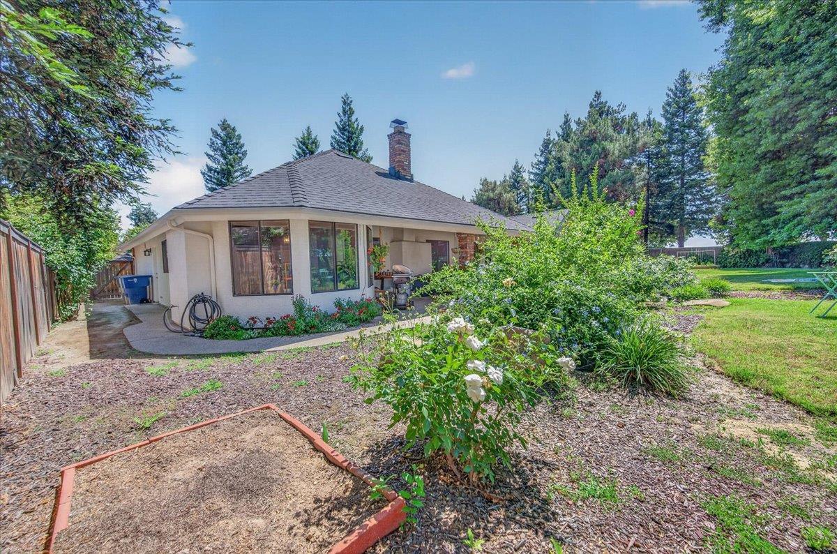 Fresno, California, 93730, United States, 3 Bedrooms Bedrooms, ,2 BathroomsBathrooms,Residential,For Sale,2042893
