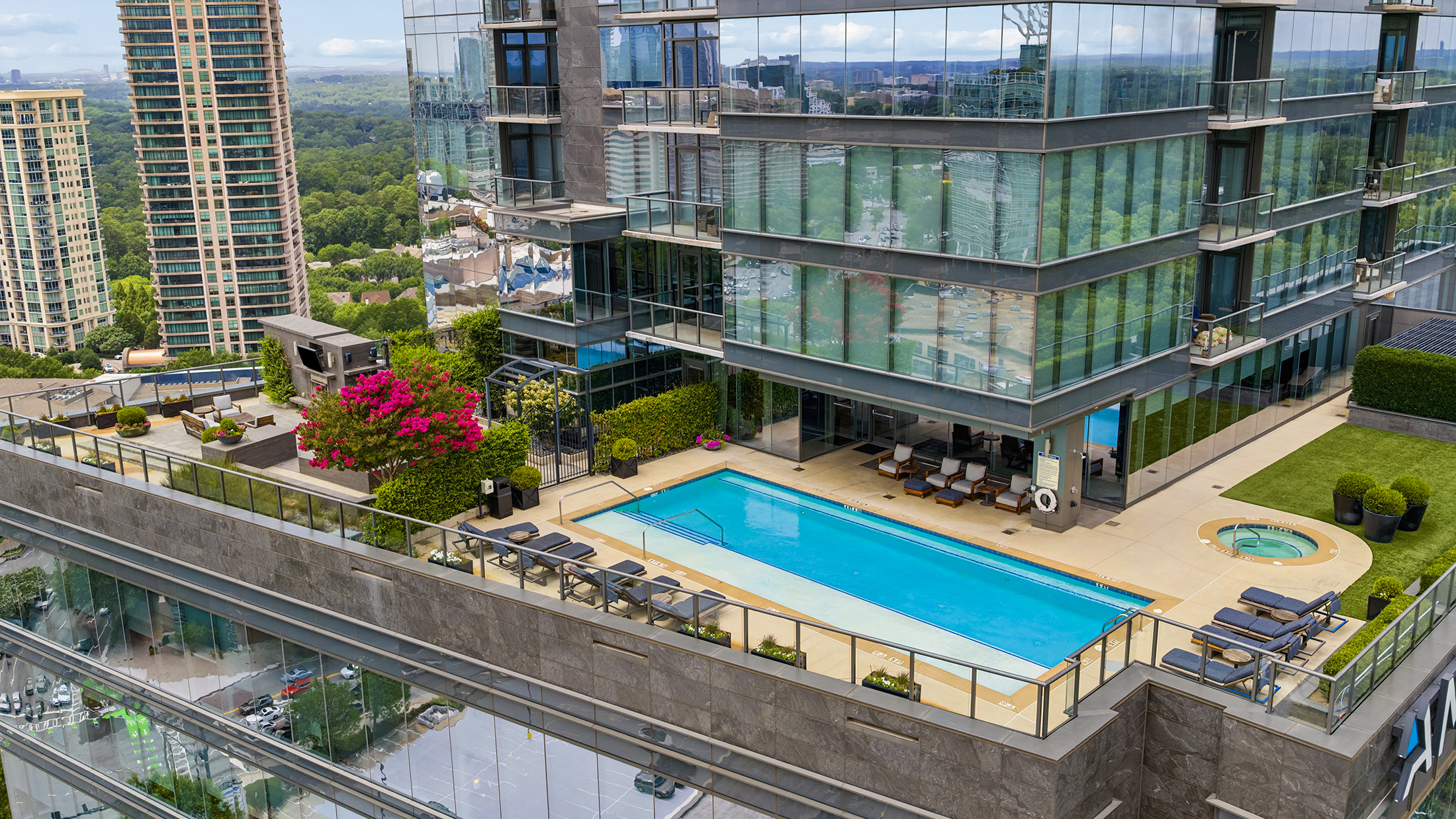  The Ritz-Carlton Residence — A Home With a View - 物件實景