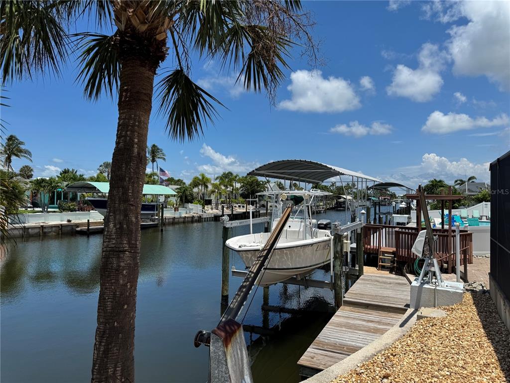 Bradenton, Florida, 34210, United States, 3 Bedrooms Bedrooms, ,3 BathroomsBathrooms,Residential,For Sale,1895487