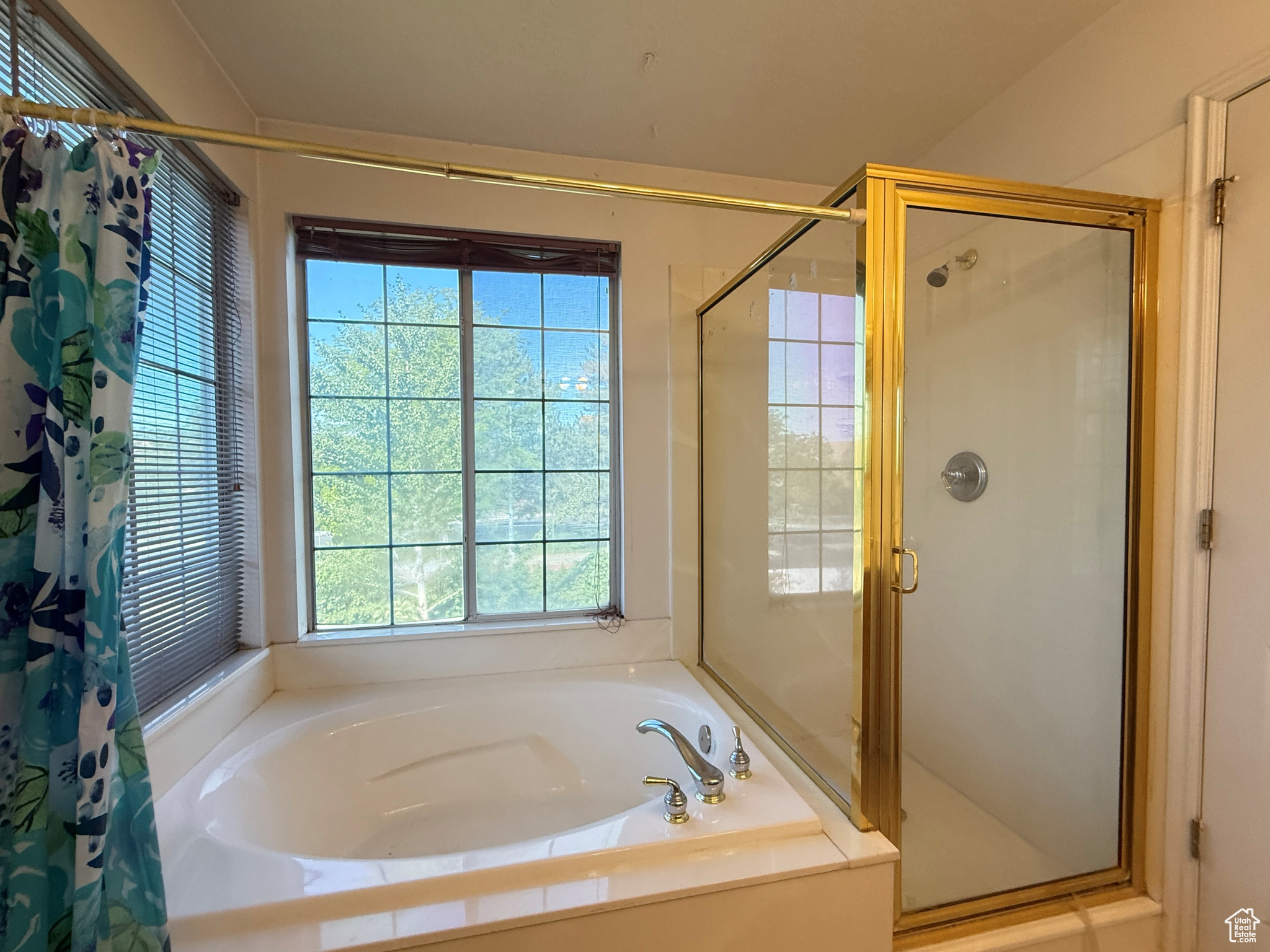 Orem, Utah, 84057, United States, 4 Bedrooms Bedrooms, ,3 BathroomsBathrooms,Residential,For Sale,1917303