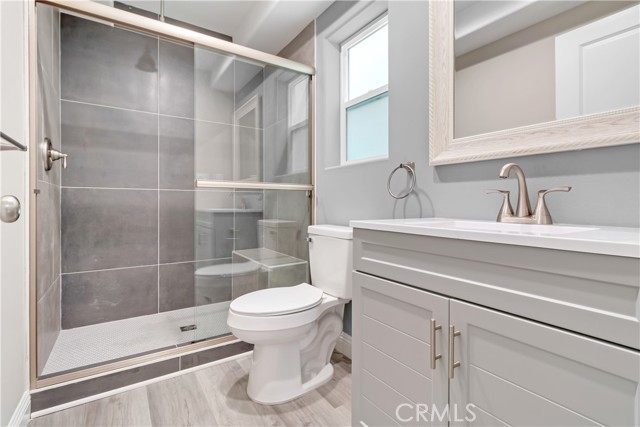 Hawaiian Gardens, California, 90716, United States, 6 Bedrooms Bedrooms, ,Residential,For Sale,1985769