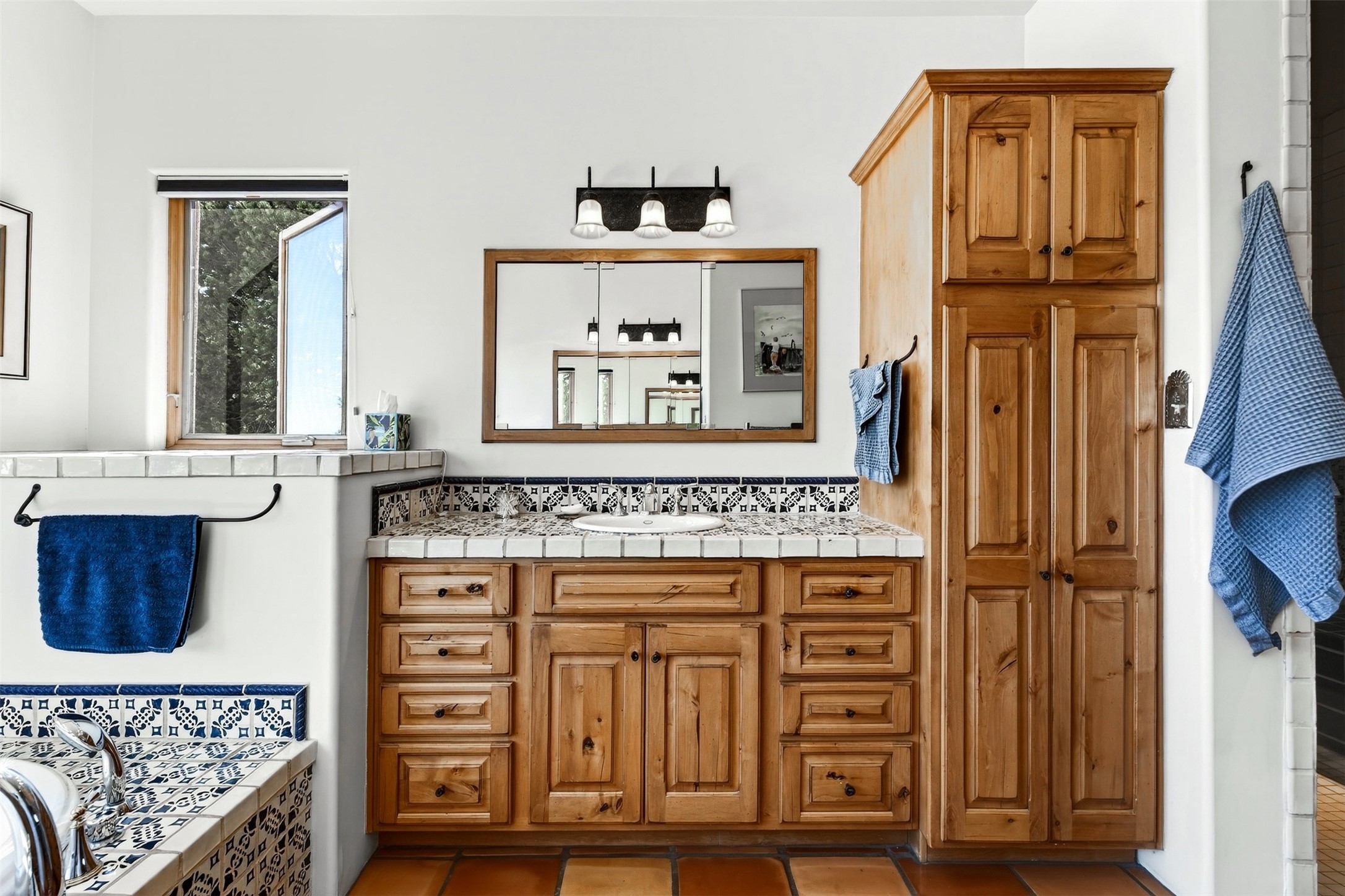  8 Ridgetop Circle - 物件實景