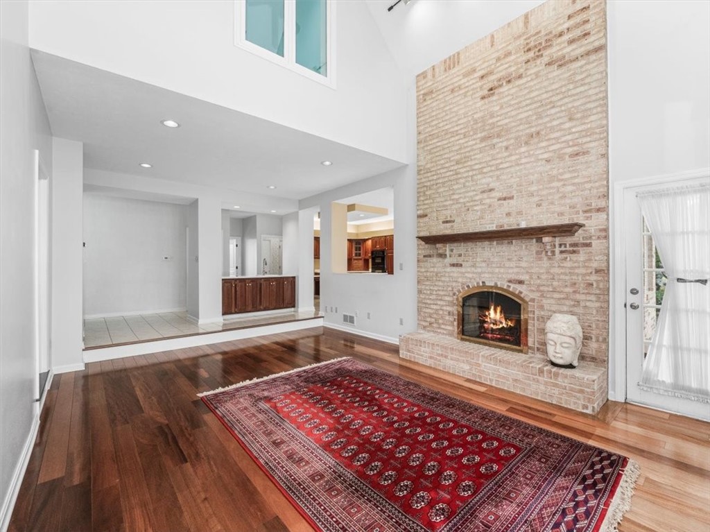 Marshall, Pennsylvania, 15090, United States, 4 Bedrooms Bedrooms, ,5 BathroomsBathrooms,Residential,For Sale,1989478