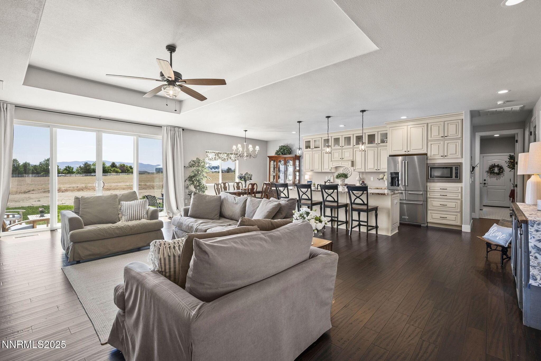 Smith Valley, Nevada, 89444, United States, 4 Bedrooms Bedrooms, ,3 BathroomsBathrooms,Residential,For Sale,1848562