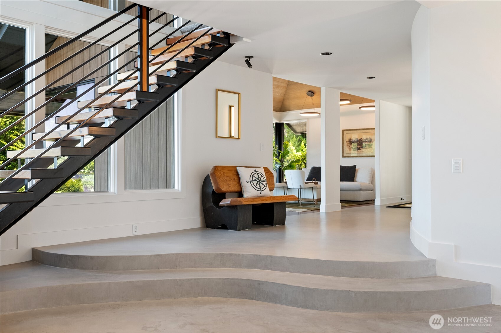 Black Diamond, Washington, 98010, United States, 4 Bedrooms Bedrooms, ,2 BathroomsBathrooms,Residential,For Sale,1902015
