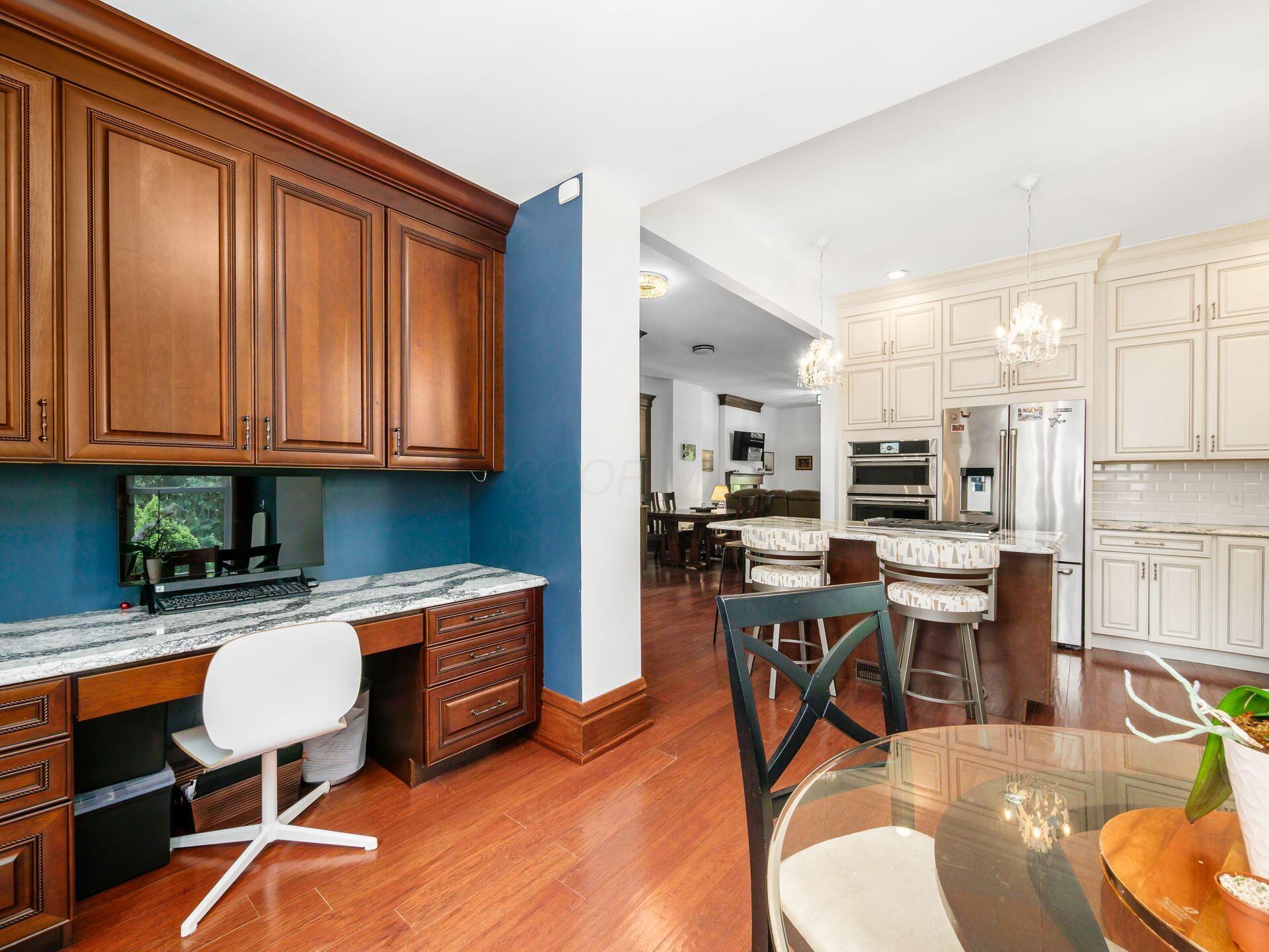 Columbus, Ohio, 43201, United States, 3 Bedrooms Bedrooms, ,4 BathroomsBathrooms,Residential,For Sale,1858166