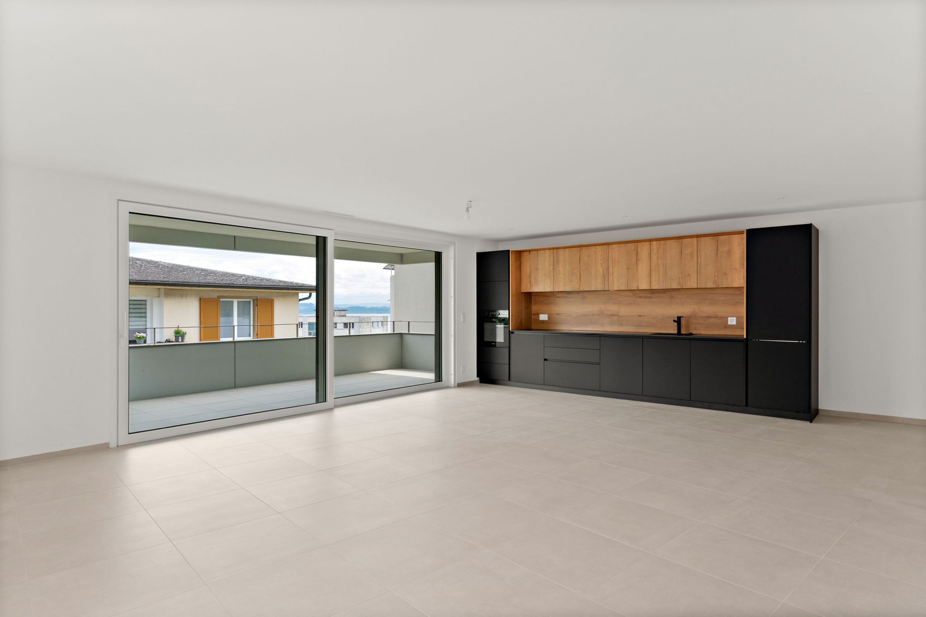  Treat yourself to a modern and peaceful living environment close to downtown - 物件實景