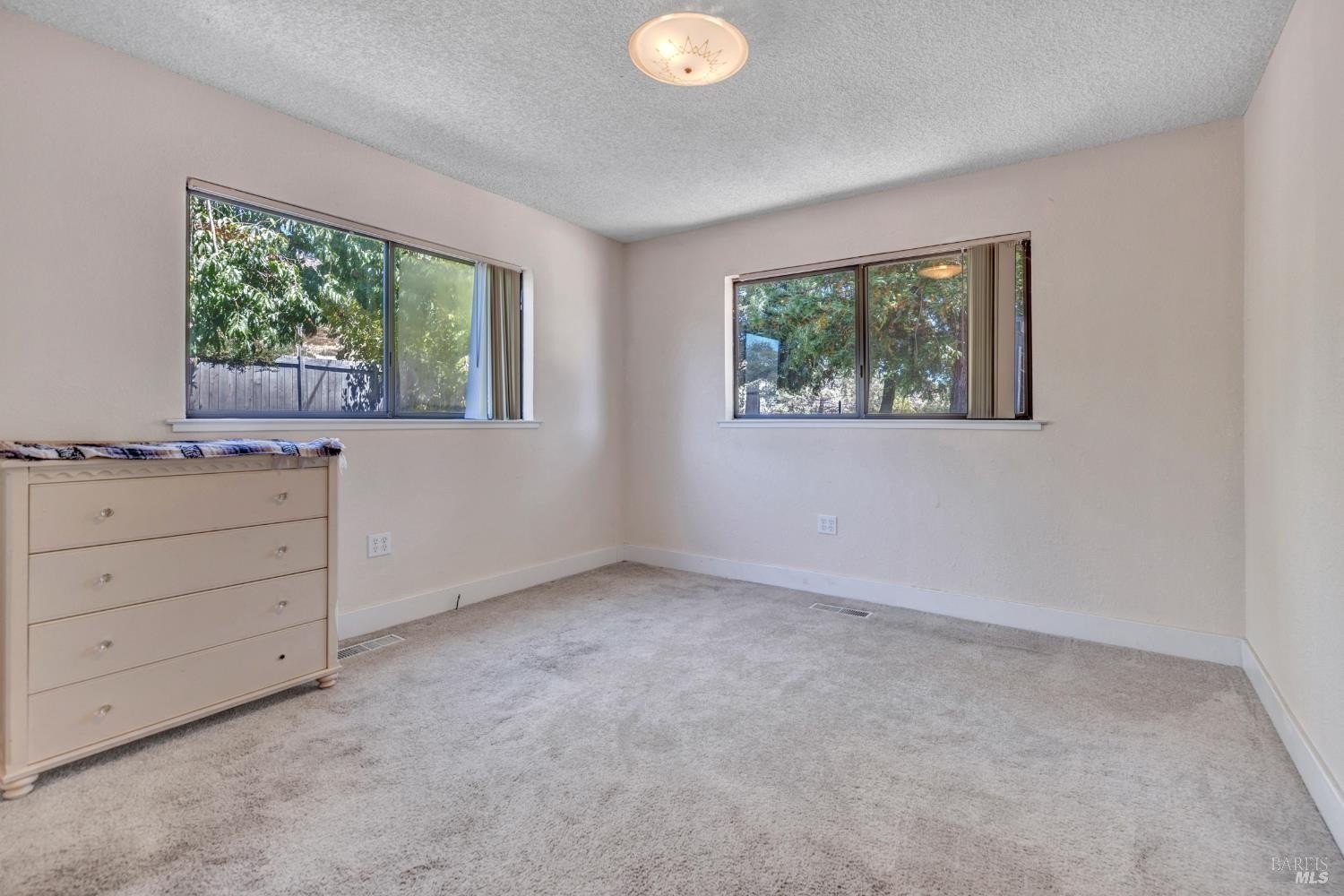St. Helena, California, 94574, United States, 3 Bedrooms Bedrooms, ,2 BathroomsBathrooms,Residential,For Sale,1906770