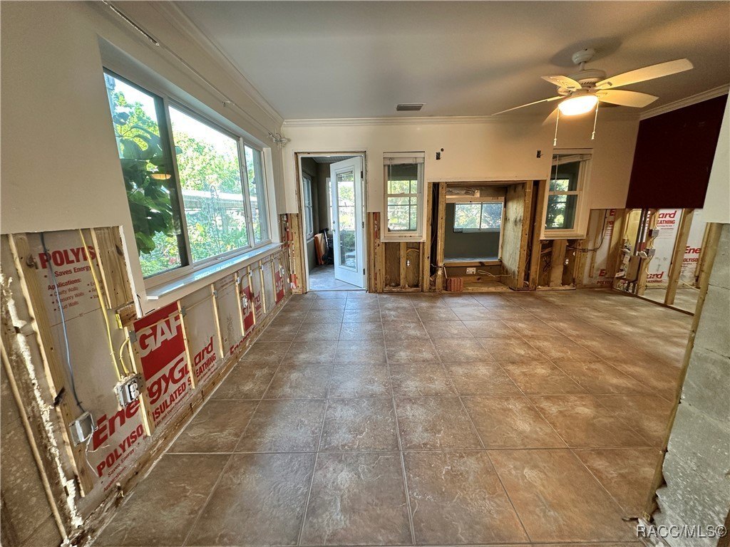 Crystal River, Florida, 34429, United States, 4 Bedrooms Bedrooms, ,3 BathroomsBathrooms,Residential,For Sale,1996734