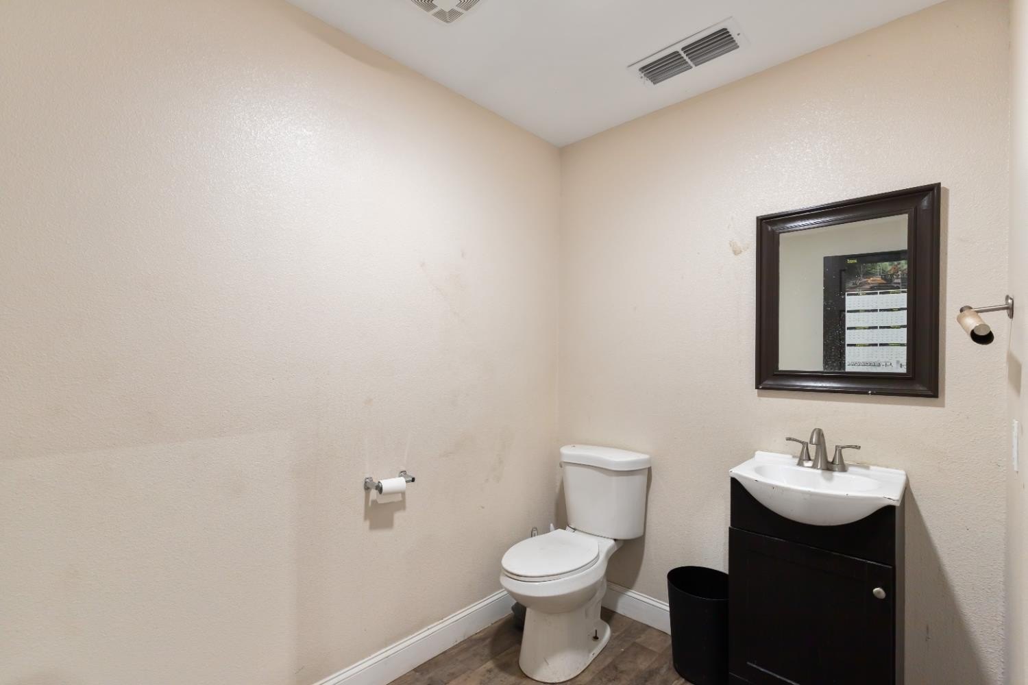 Clovis, California, 93619, United States, 4 Bedrooms Bedrooms, ,4 BathroomsBathrooms,Residential,For Sale,1924178