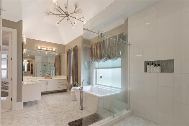 2033 S LAKESHORE Boulevard, Slidell, Louisiana, 70461, United States, 5 Bedrooms Bedrooms, ,6 BathroomsBathrooms,Residential,For Sale,2033 S LAKESHORE Boulevard,1008626