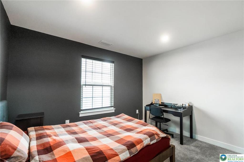 Catasauqua, Pennsylvania, 18032, United States, 5 Bedrooms Bedrooms, ,5 BathroomsBathrooms,Residential,For Sale,2008861