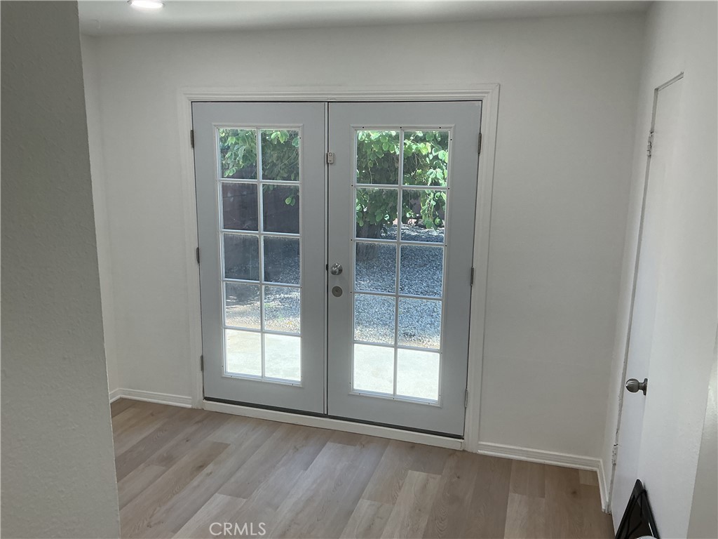 Reseda, California, 91335, United States, 6 Bedrooms Bedrooms, ,2 BathroomsBathrooms,Residential,For Sale,1993576