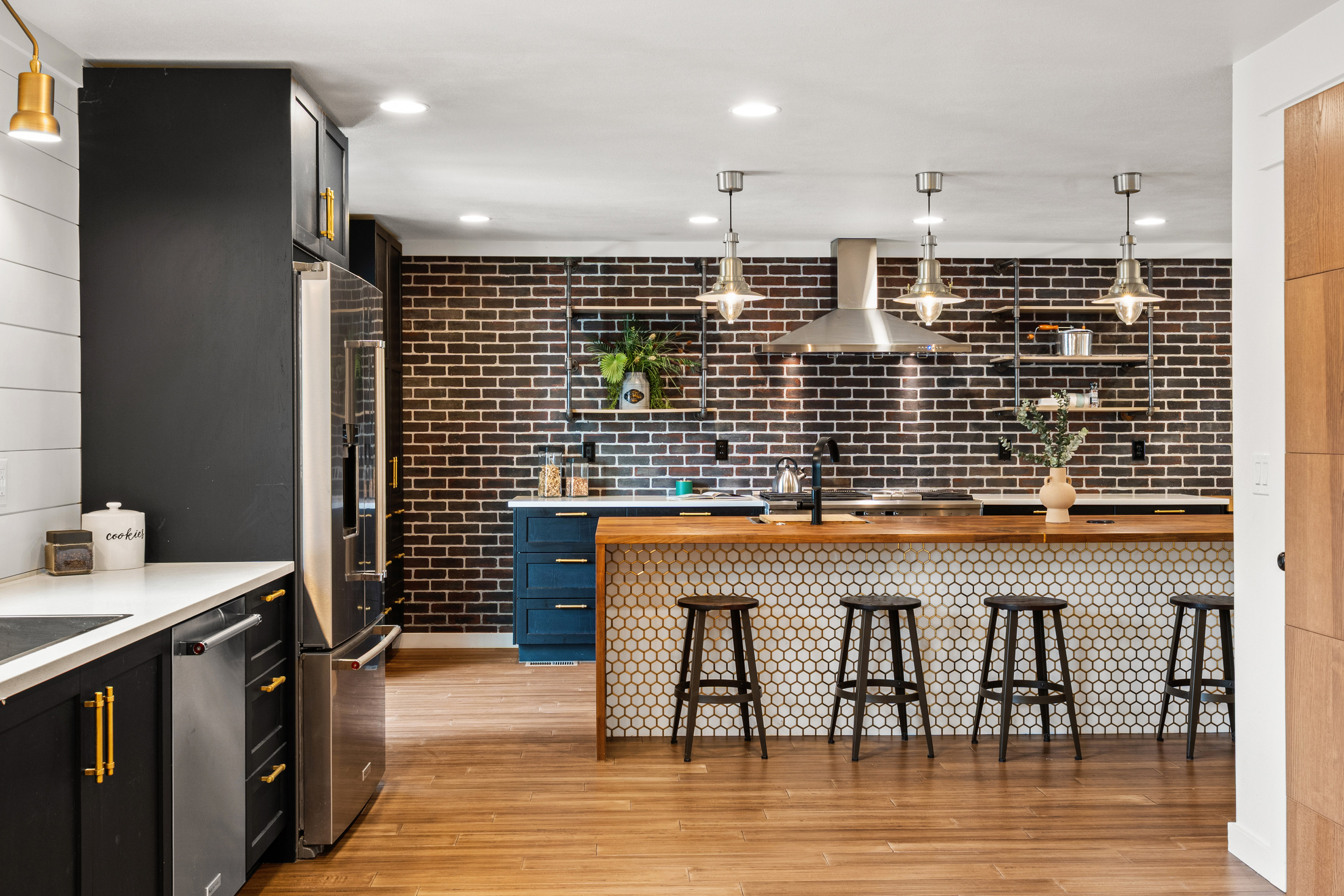  Reimagined Industrial Farmhouse in The Hills at Cherry Creek - 物件實景