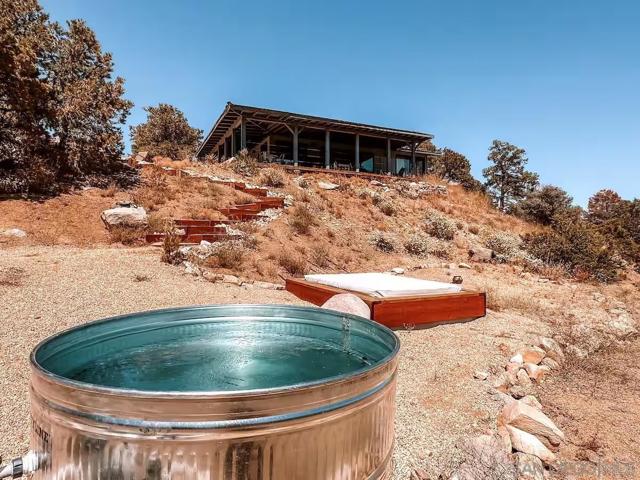 Pioneertown, California, 92268, United States, 2 Bedrooms Bedrooms, ,2 BathroomsBathrooms,Residential,For Sale,1990381