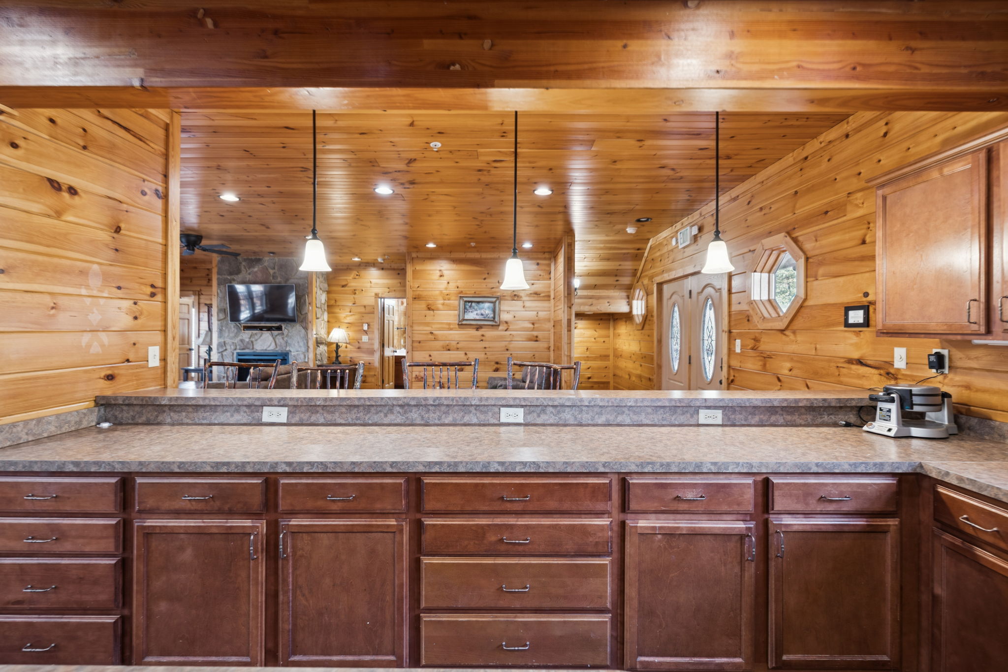 Gatlinburg, Tennessee, 37738, United States, 9 Bedrooms Bedrooms, ,9 BathroomsBathrooms,Residential,For Sale,1996380