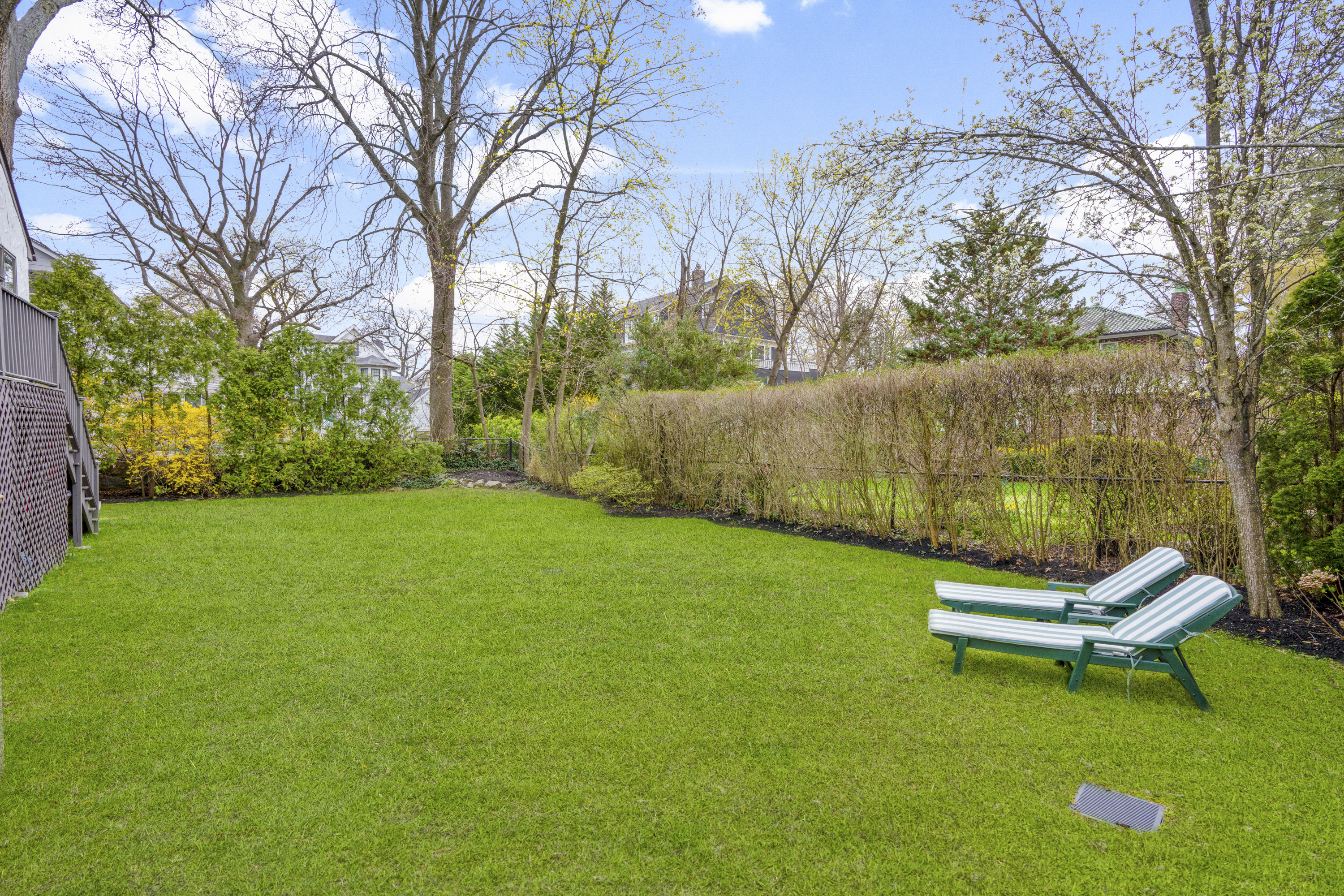  Classic Larchmont Tudor - 物件實景