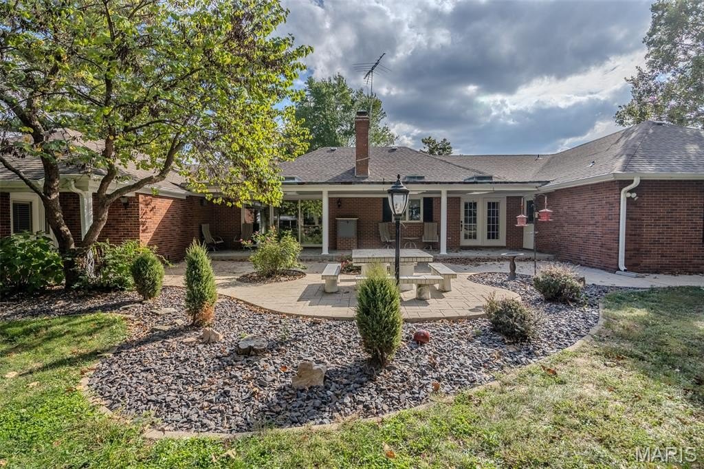 Lebanon, Missouri, 65536, United States, 5 Bedrooms Bedrooms, ,5 BathroomsBathrooms,Residential,For Sale,1973861