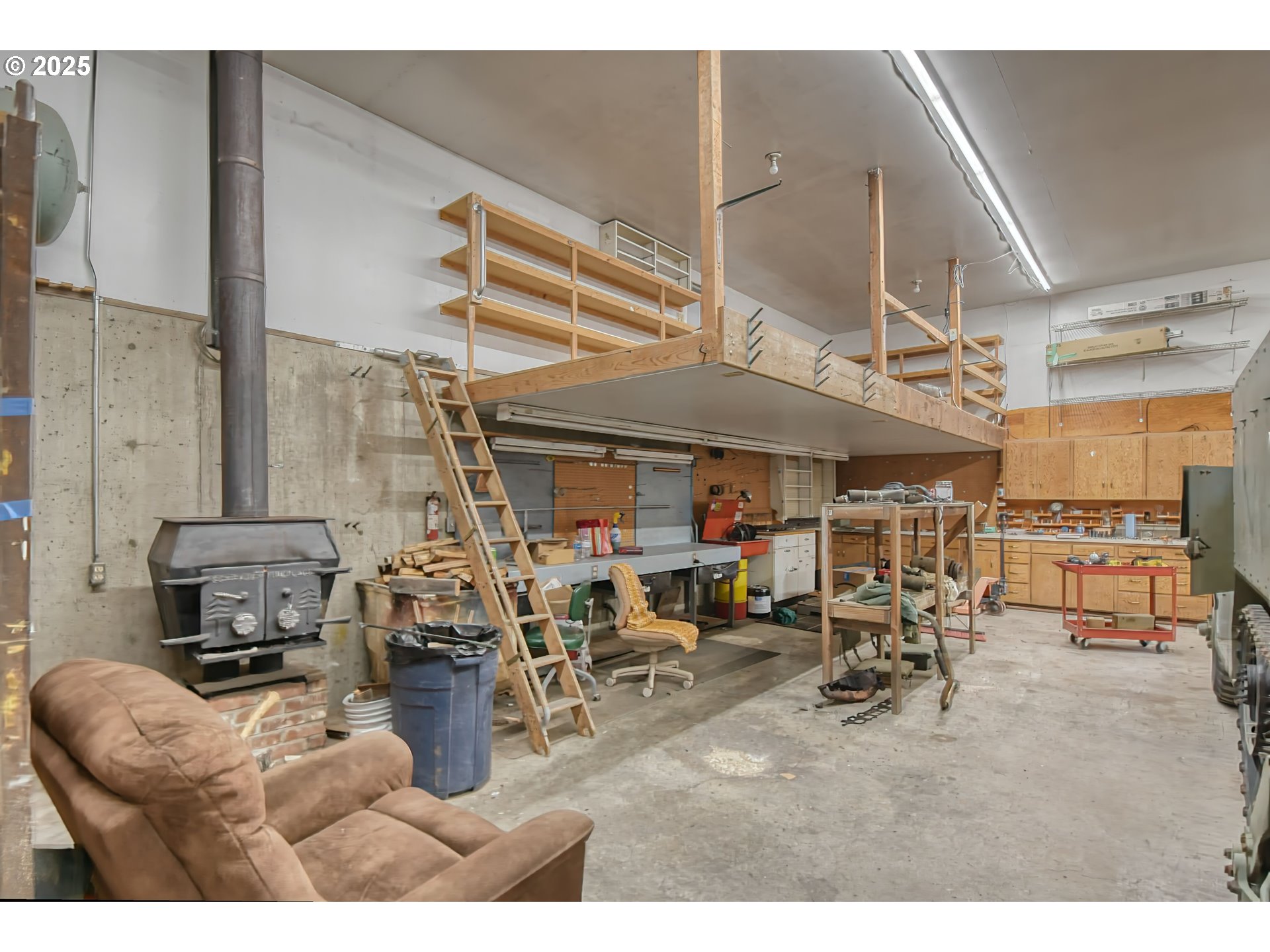 Pendleton, Oregon, 97801, United States, 4 Bedrooms Bedrooms, ,4 BathroomsBathrooms,Residential,For Sale,1995824