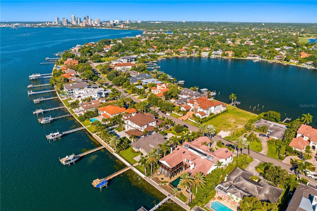 St Petersburg, Florida, 33704, United States, 6 Bedrooms Bedrooms, ,8 BathroomsBathrooms,Residential,For Sale,1897556