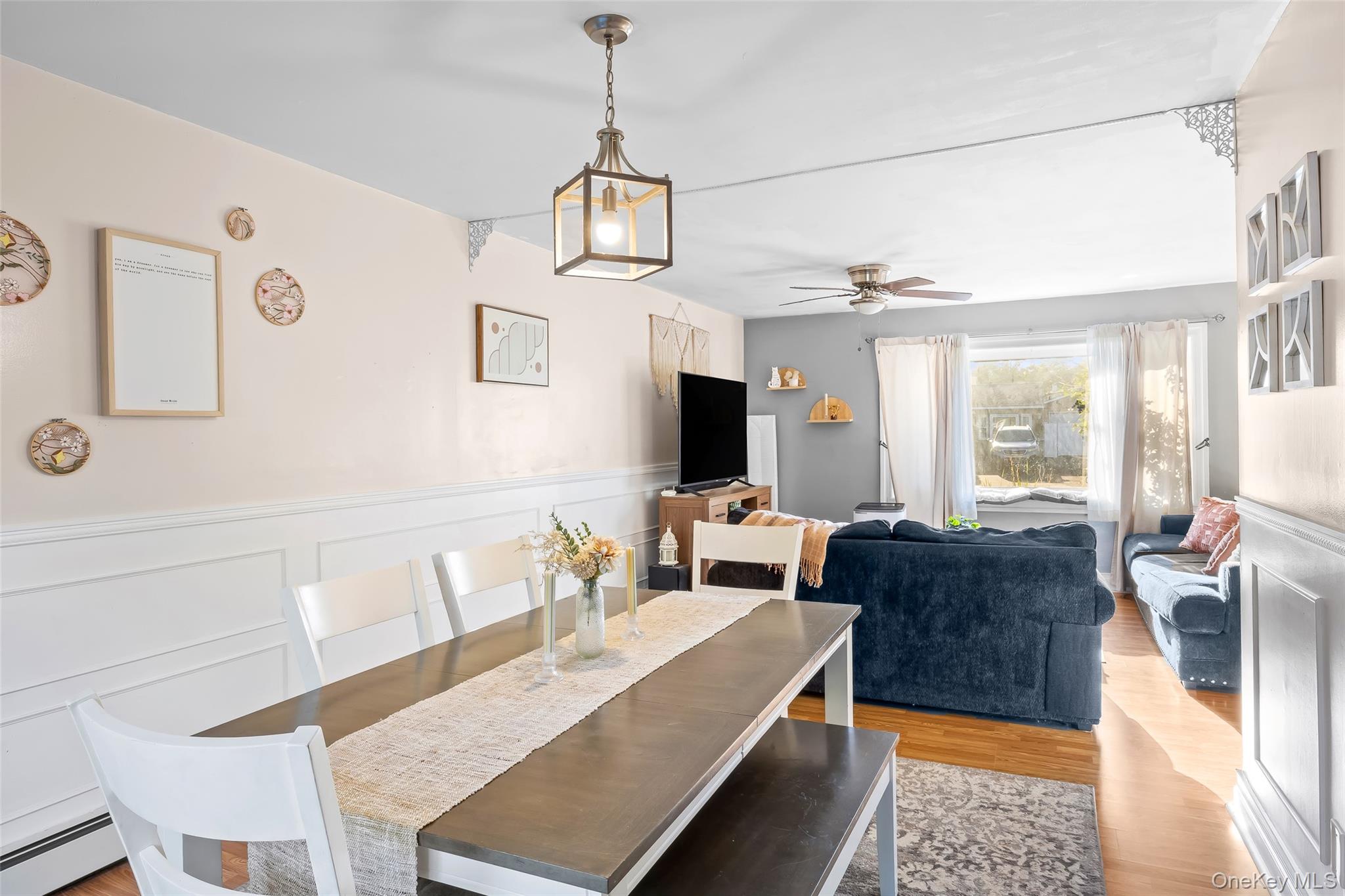 Farmingville, New York, 11738, United States, 4 Bedrooms Bedrooms, ,2 BathroomsBathrooms,Residential,For Sale,1928203