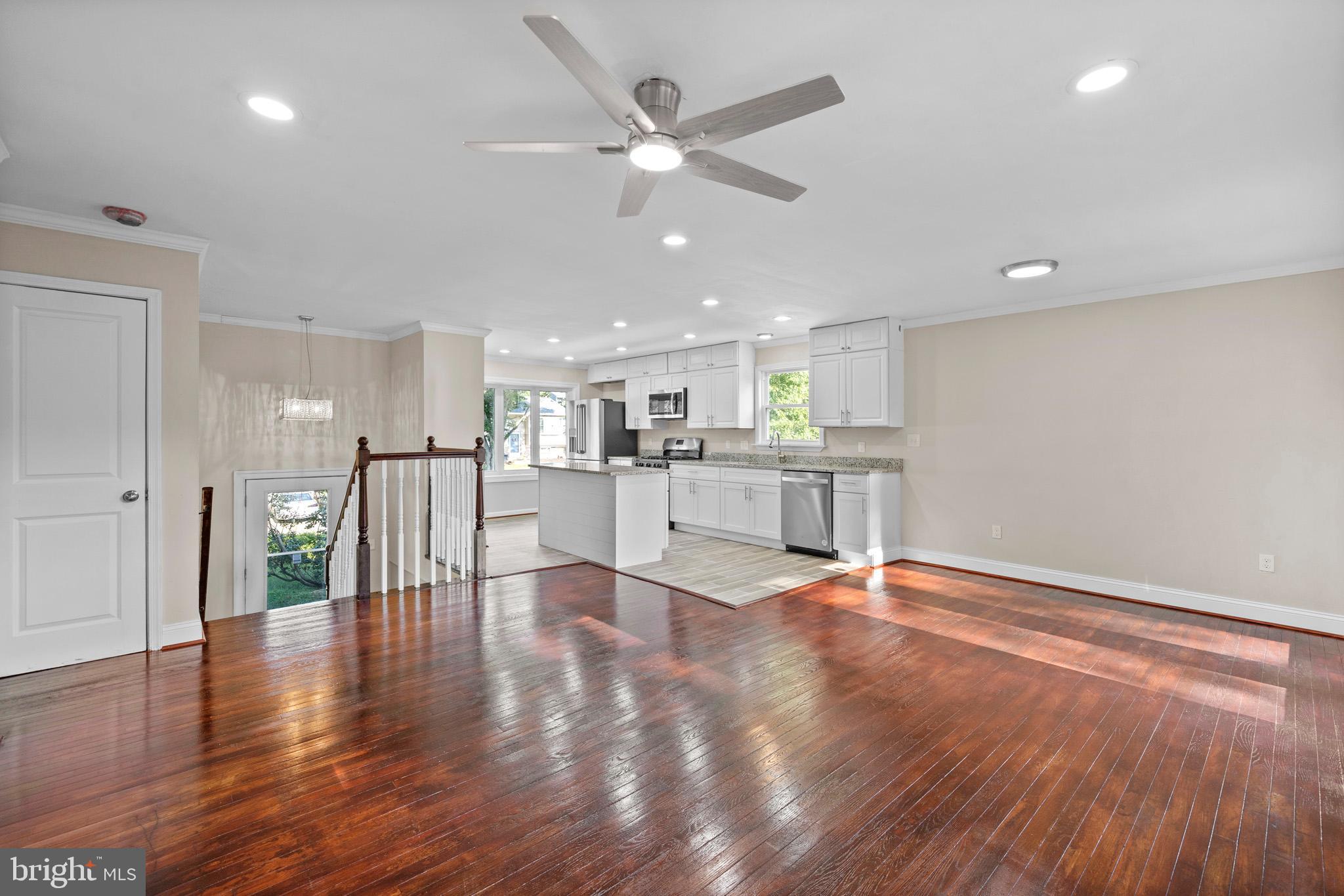 Riva, Maryland, 21140, United States, 5 Bedrooms Bedrooms, ,3 BathroomsBathrooms,Residential,For Sale,1984383