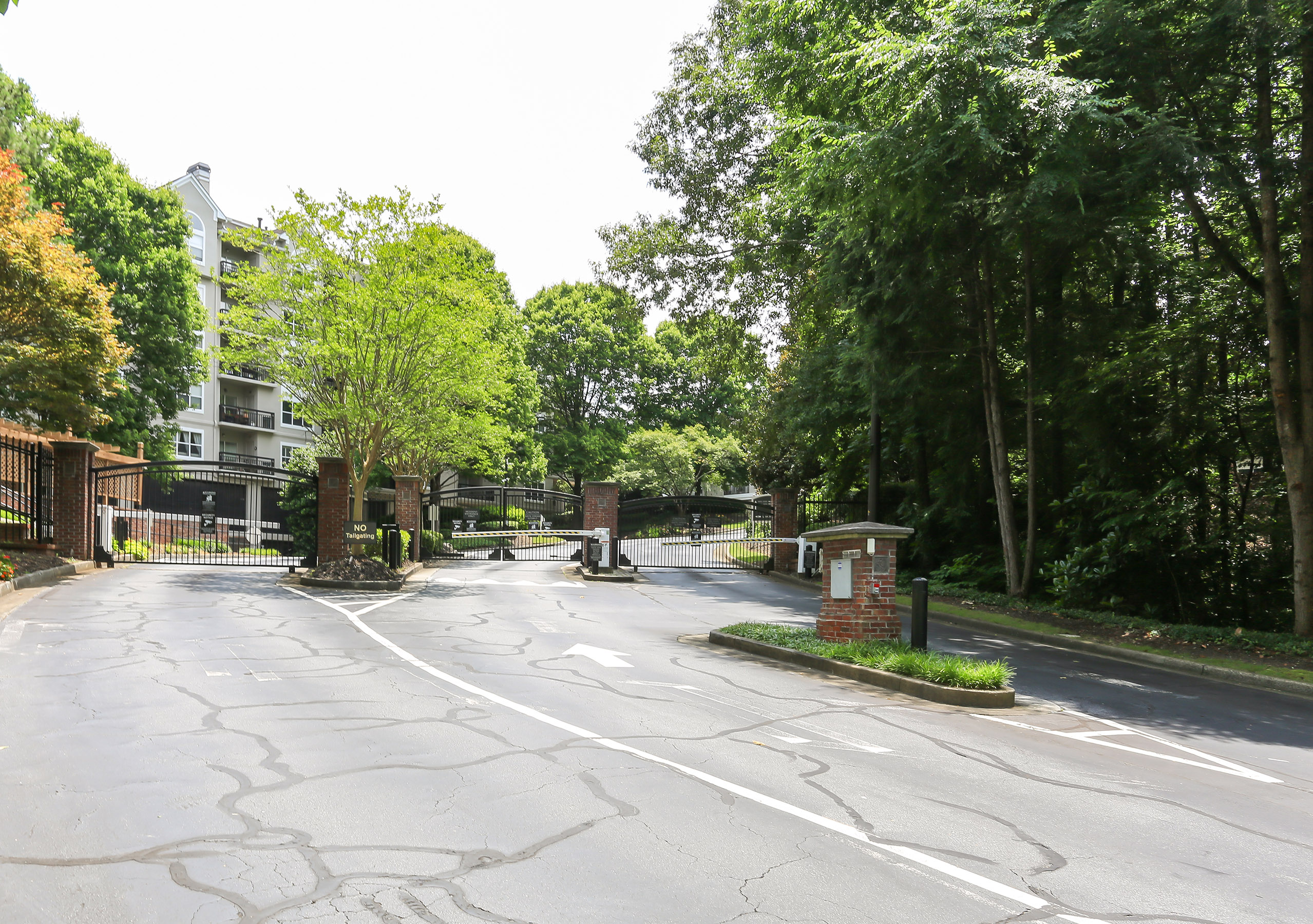  Bright and Inviting Condo in Sought-after River West Community - 物件實景