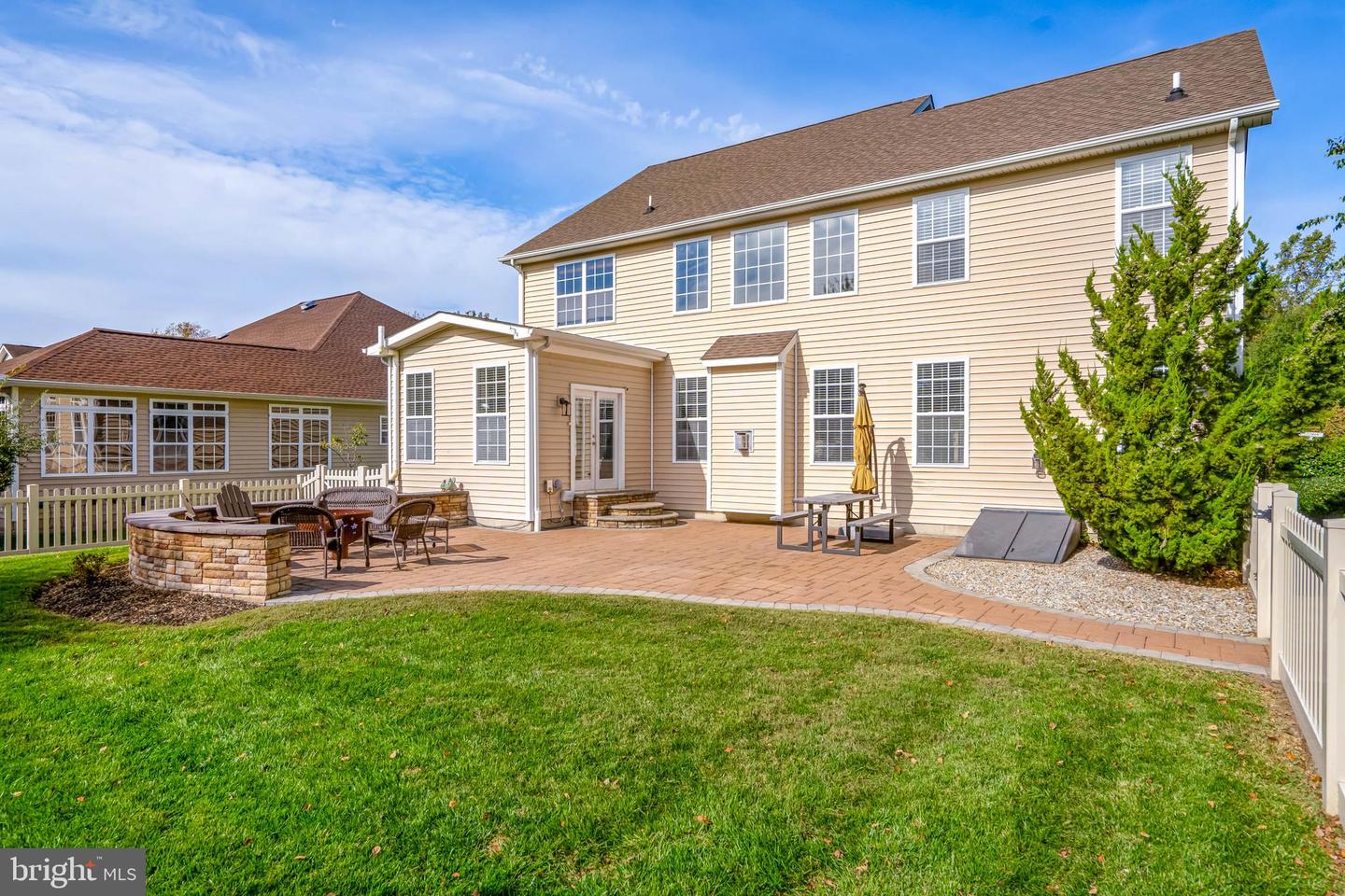 Milton, Delaware, 19968, United States, 4 Bedrooms Bedrooms, ,4 BathroomsBathrooms,Residential,For Sale,1993037